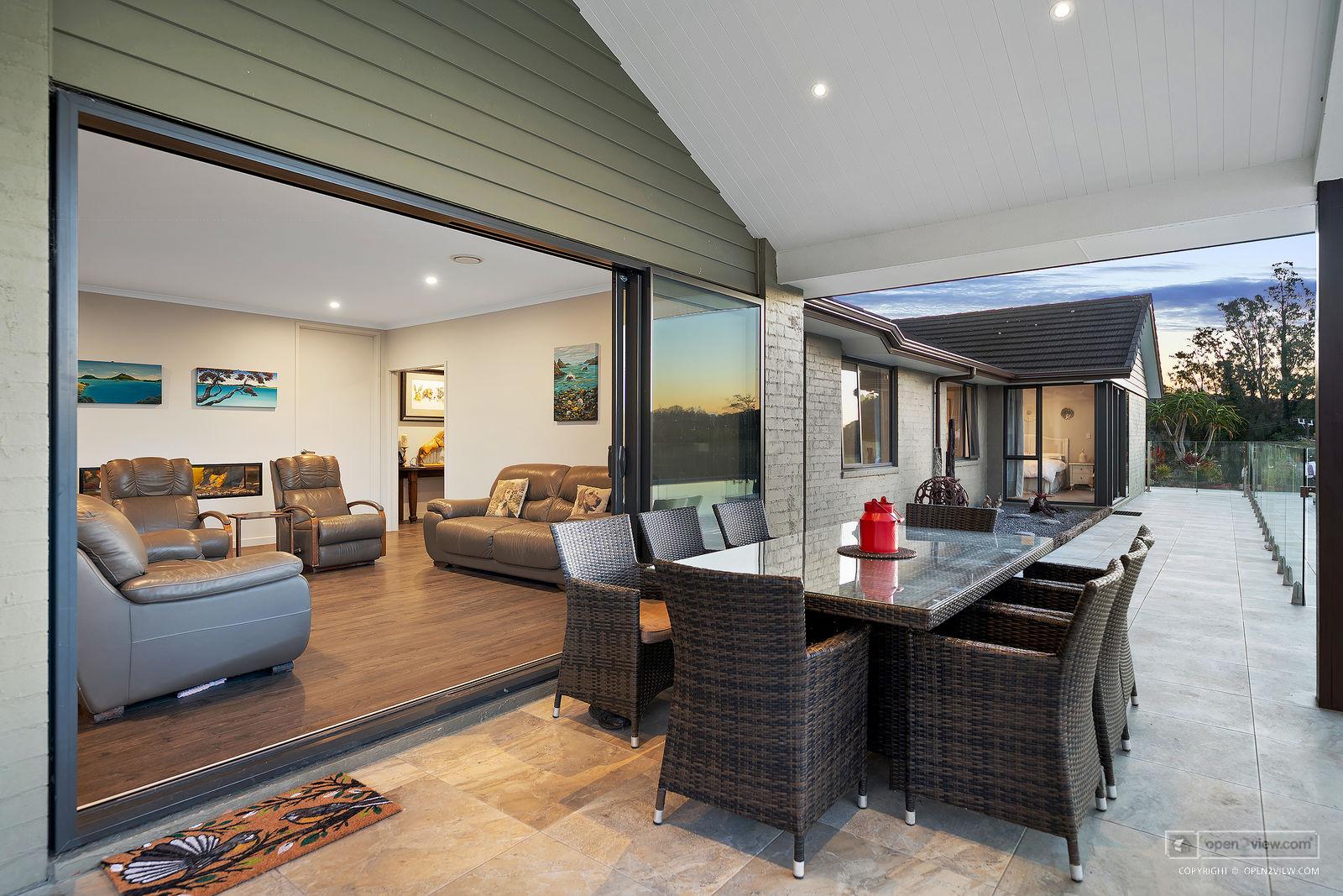 Slider image of 78 Screen Road, Auckland