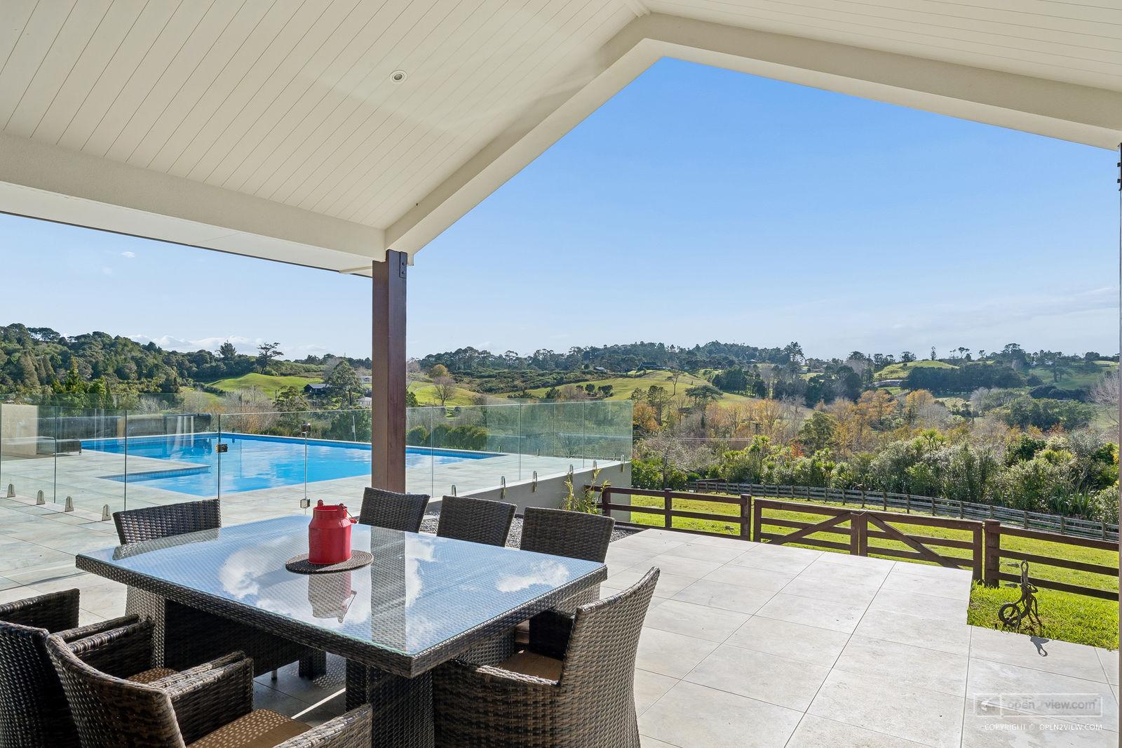 Slider image of 78 Screen Road, Auckland