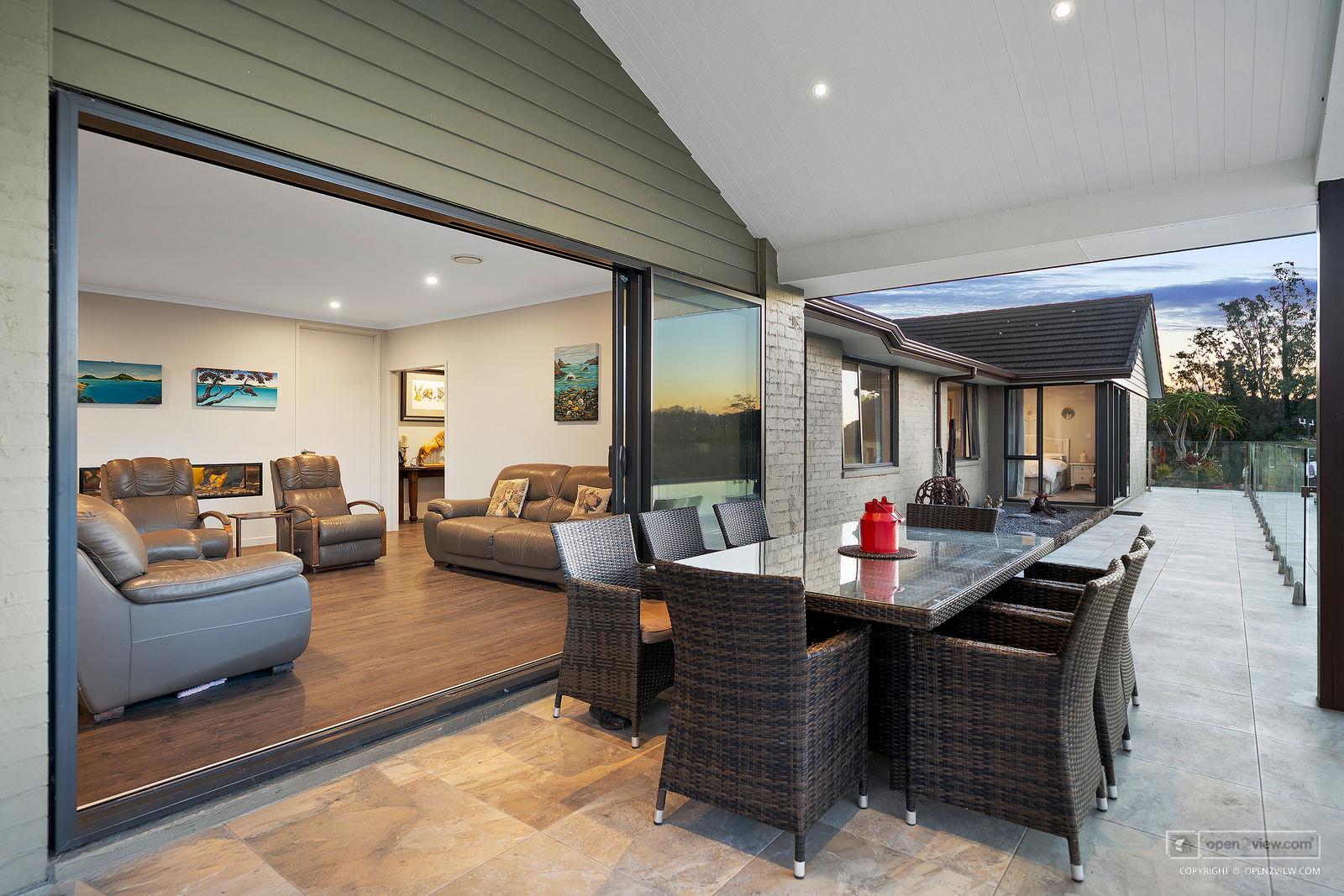 Slider image of 78 Screen Road, Auckland