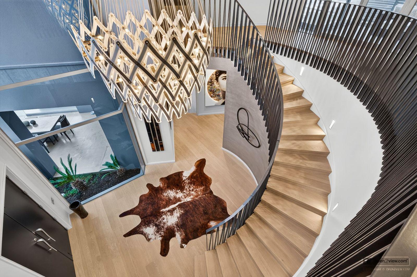Slider image of 29 Cecil Road, Auckland