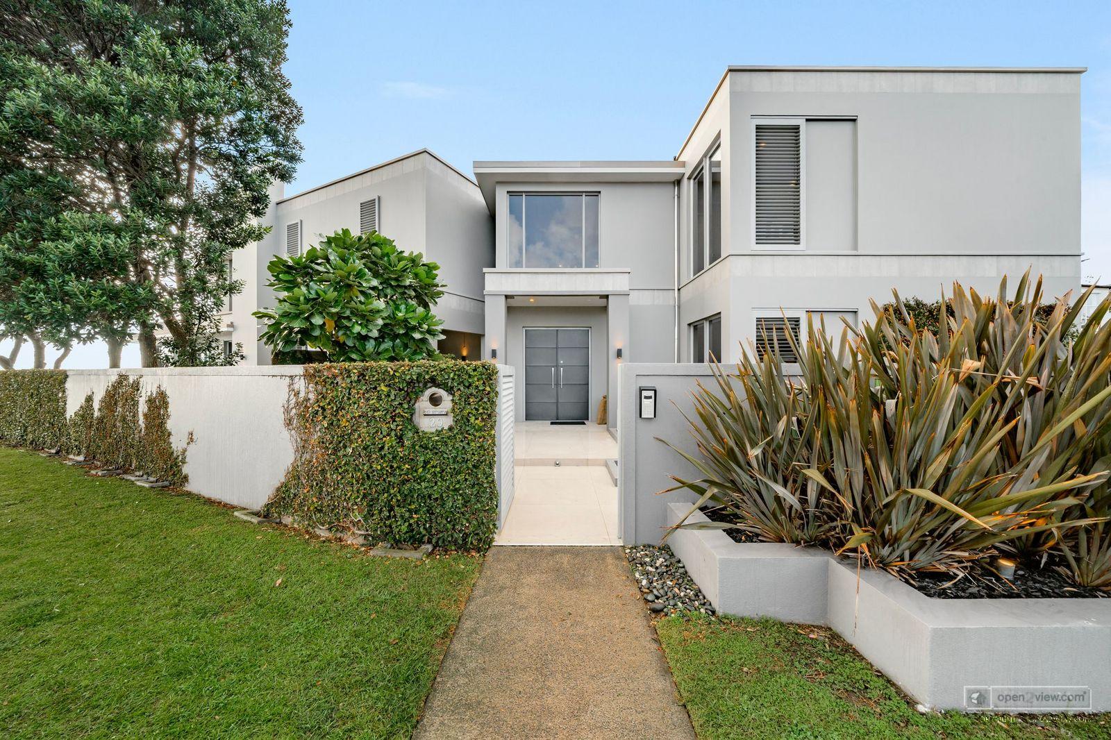 Slider image of 29 Cecil Road, Auckland