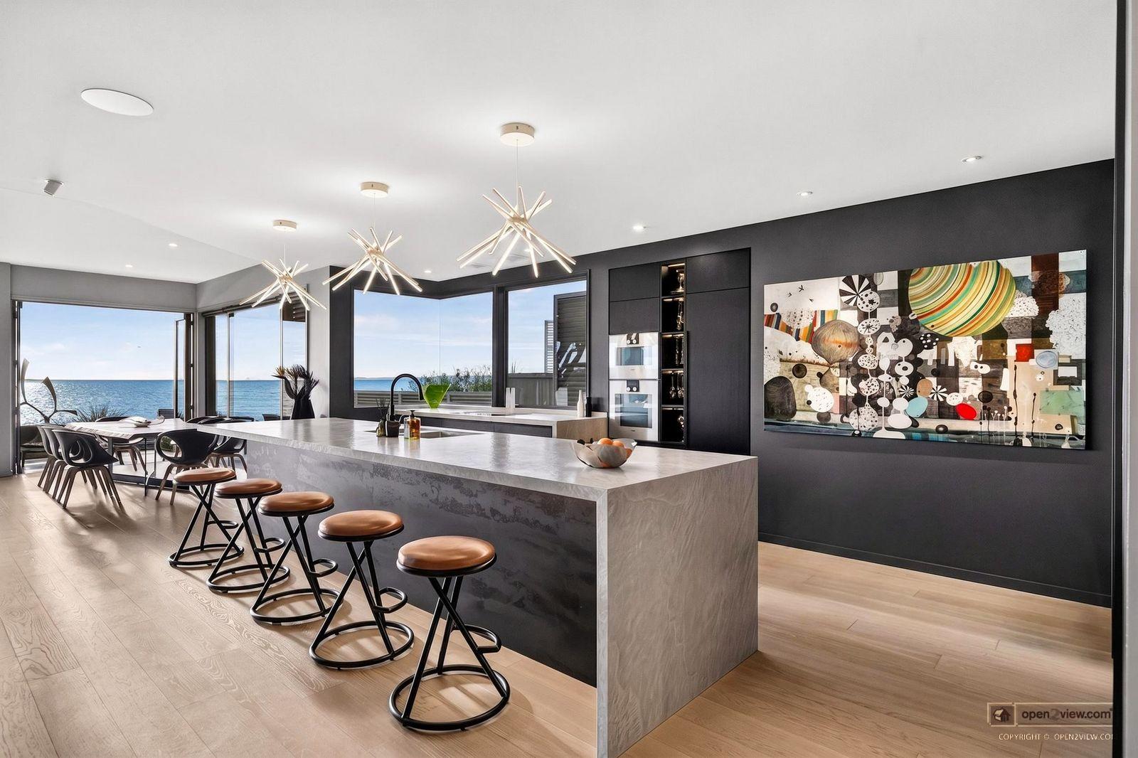 Slider image of 29 Cecil Road, Auckland