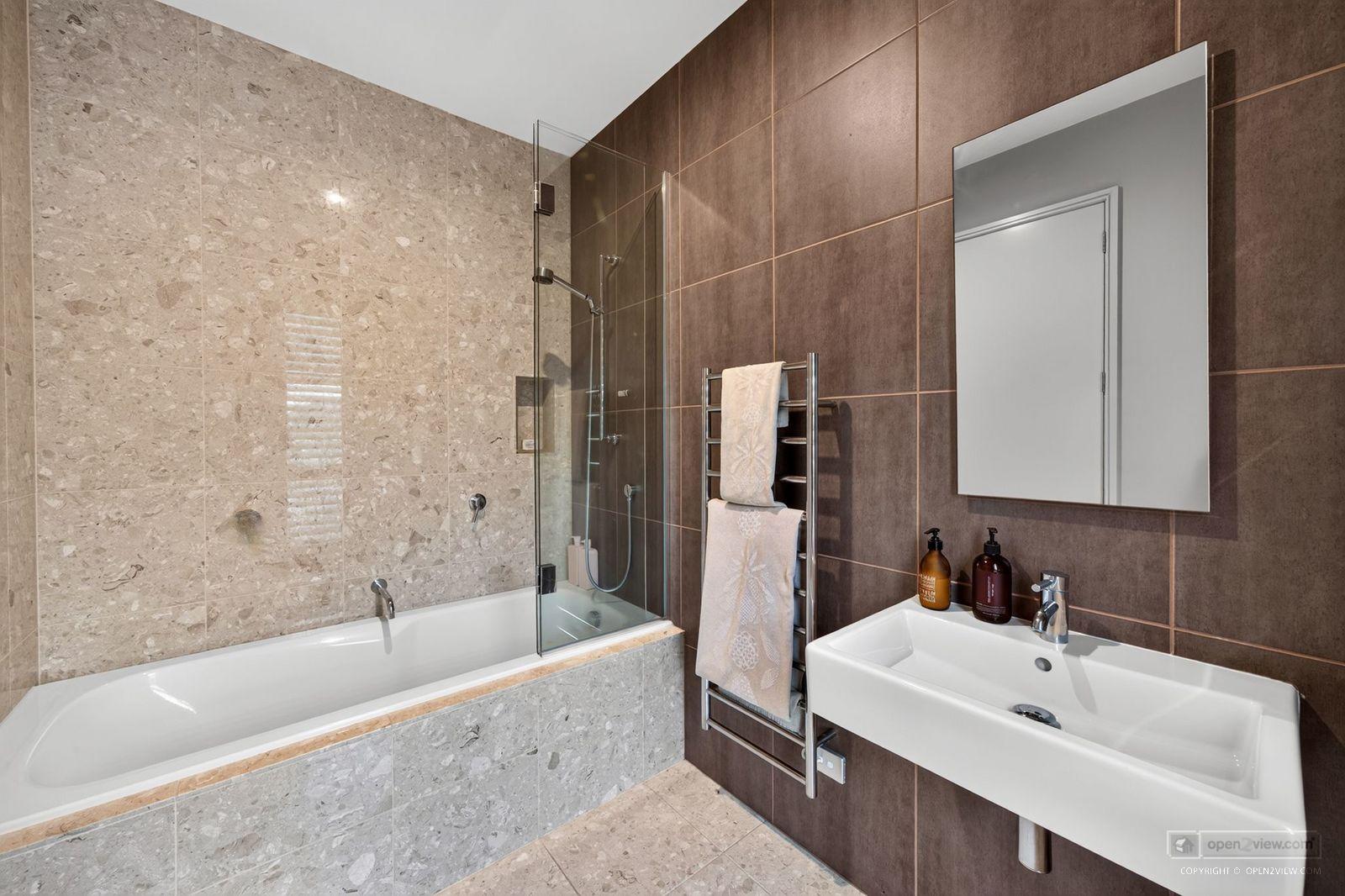 Slider image of 29 Cecil Road, Auckland