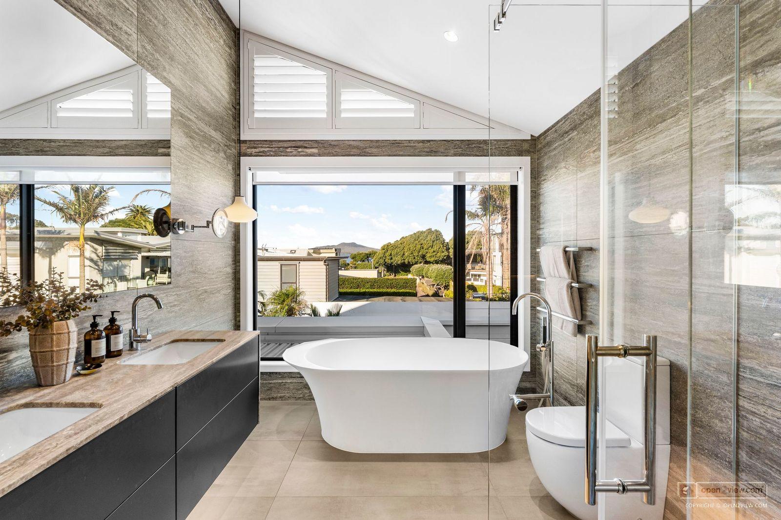 Slider image of 23 Muritai Road, Auckland