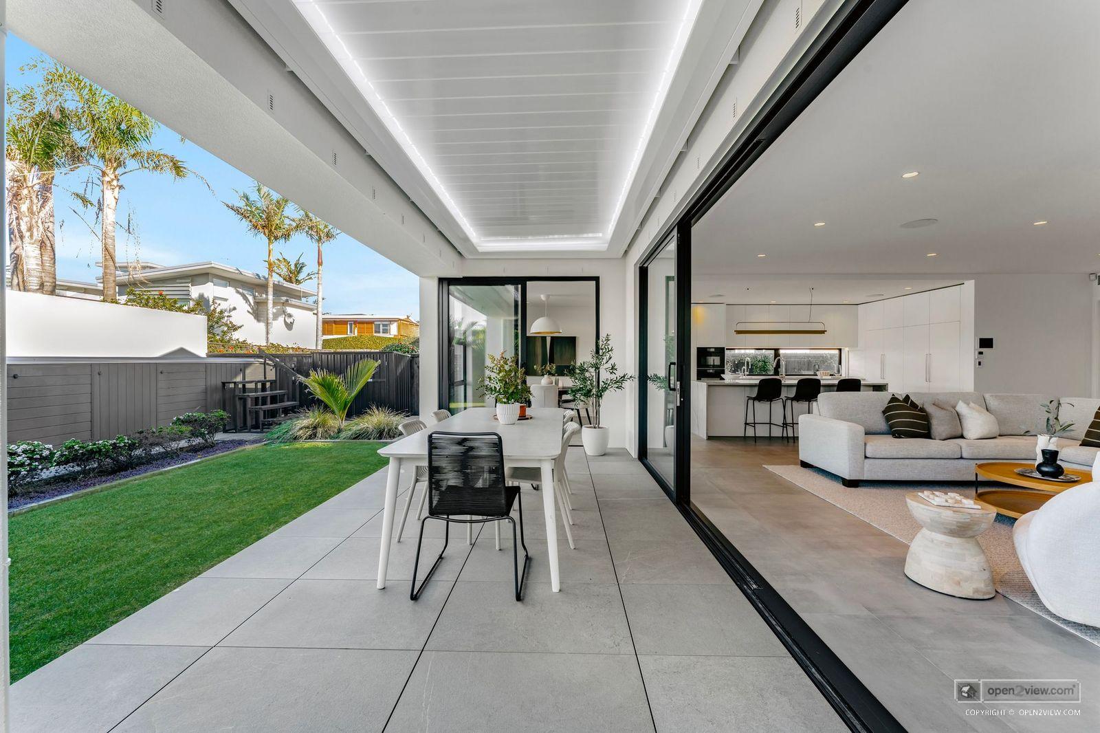 Slider image of 23 Muritai Road, Auckland