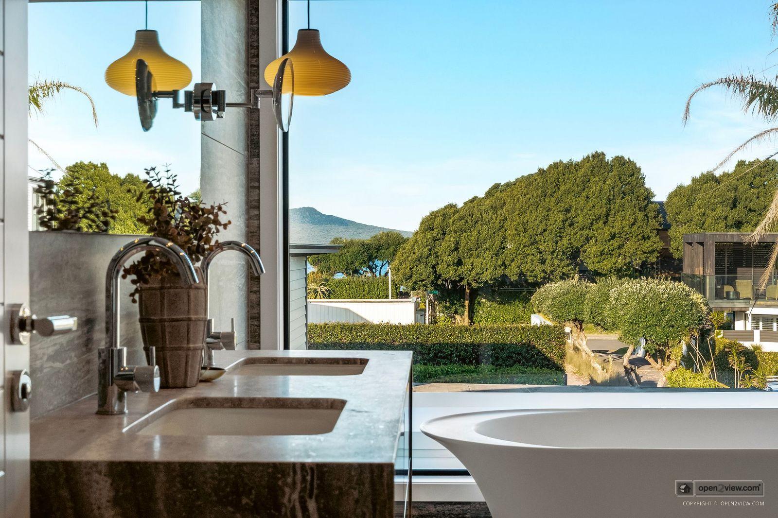 Slider image of 23 Muritai Road, Auckland