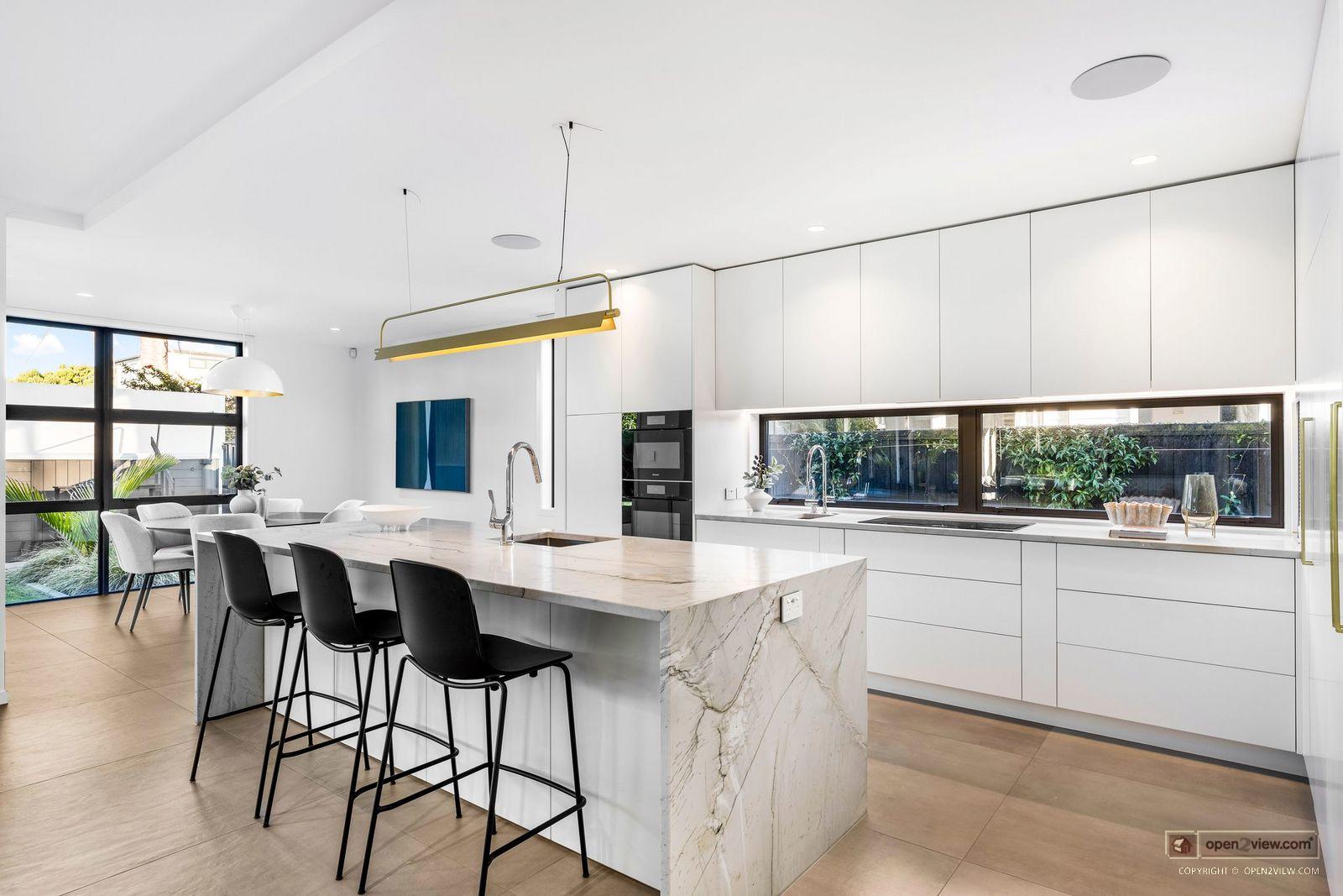 Slider image of 23 Muritai Road, Auckland