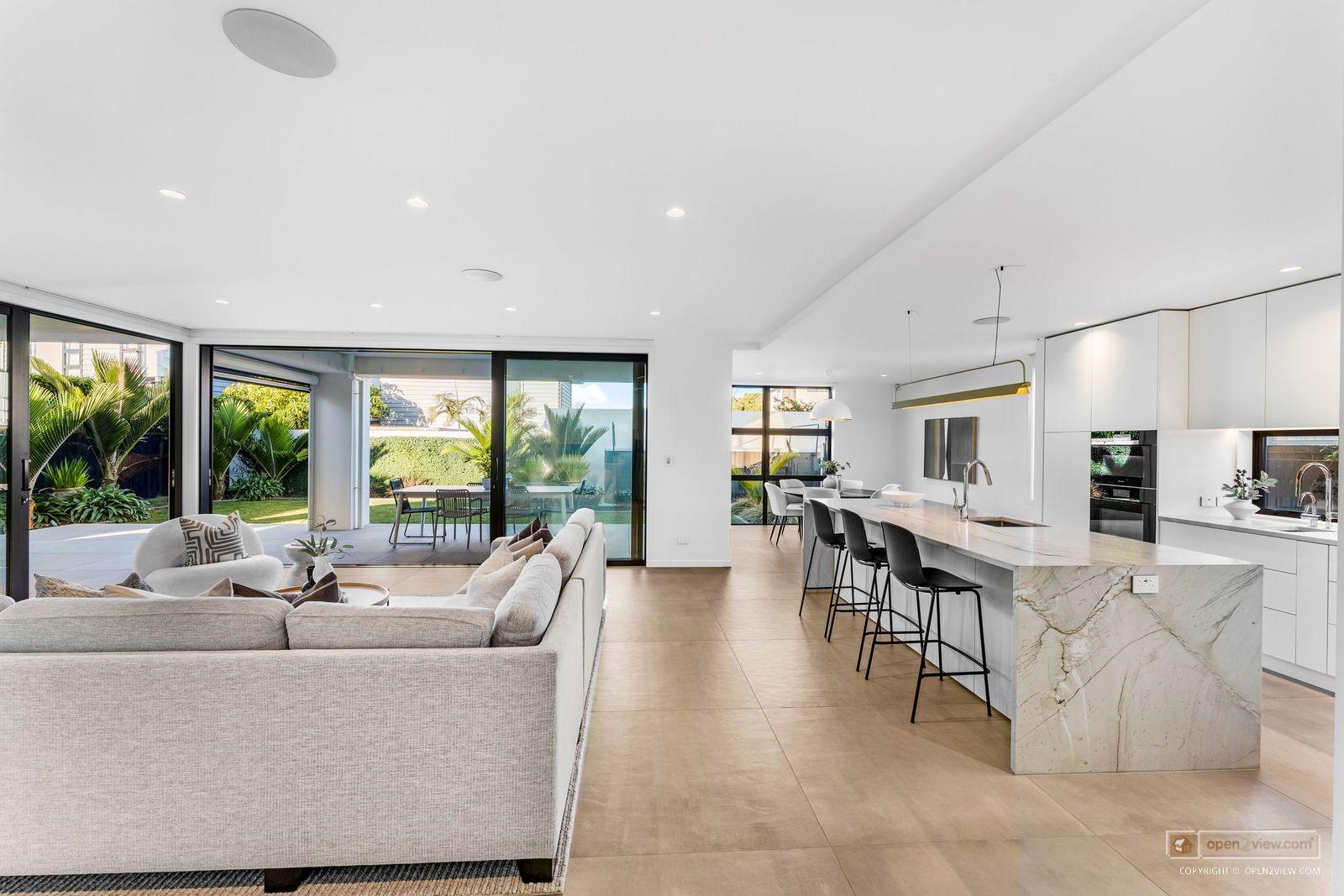 Slider image of 23 Muritai Road, Auckland