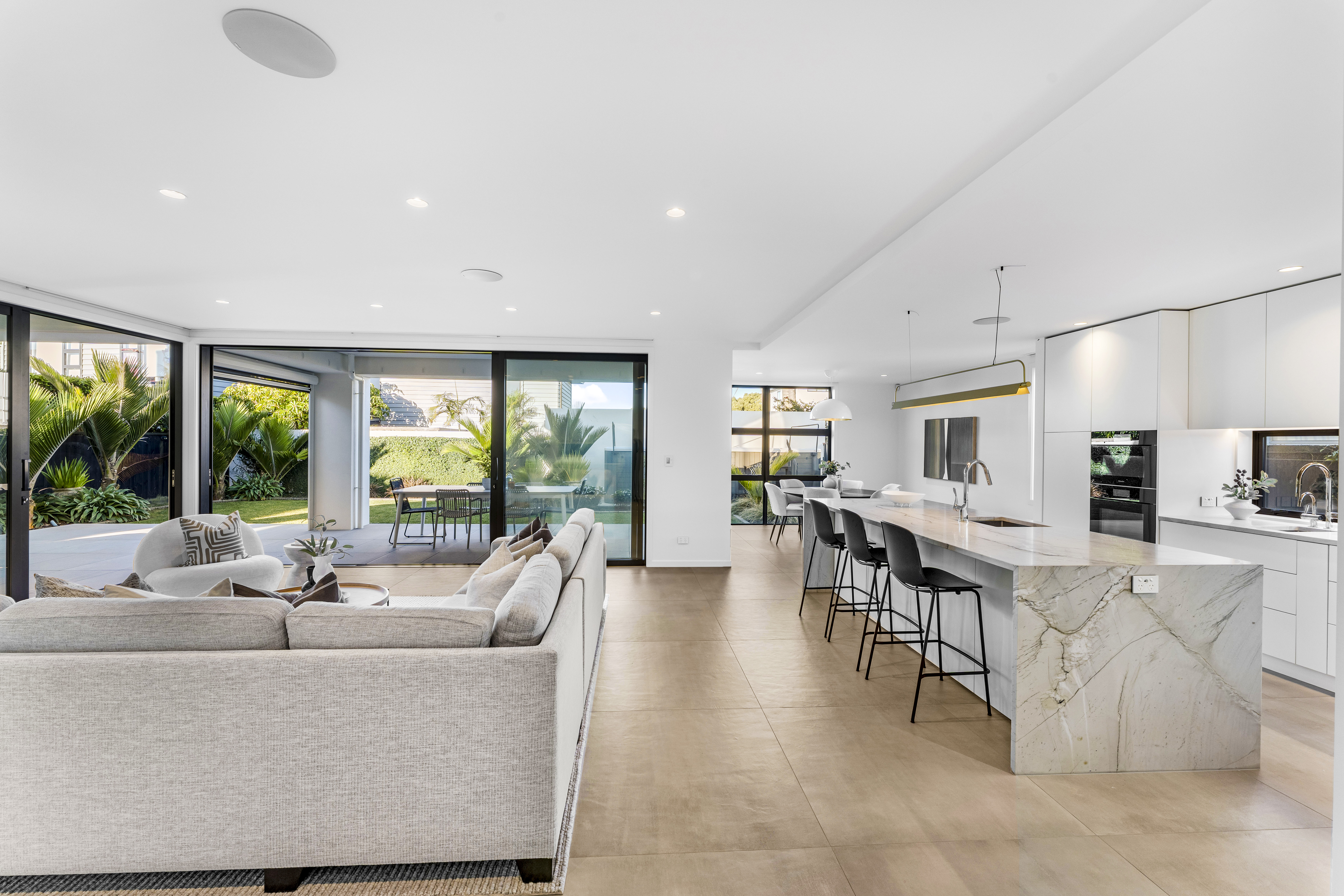 Slider image of 23 Muritai Road, Auckland