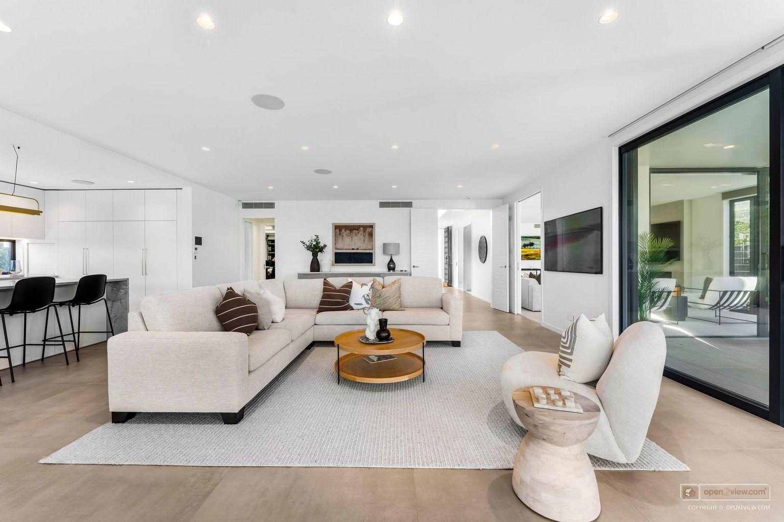 Slider image of 23 Muritai Road, Auckland