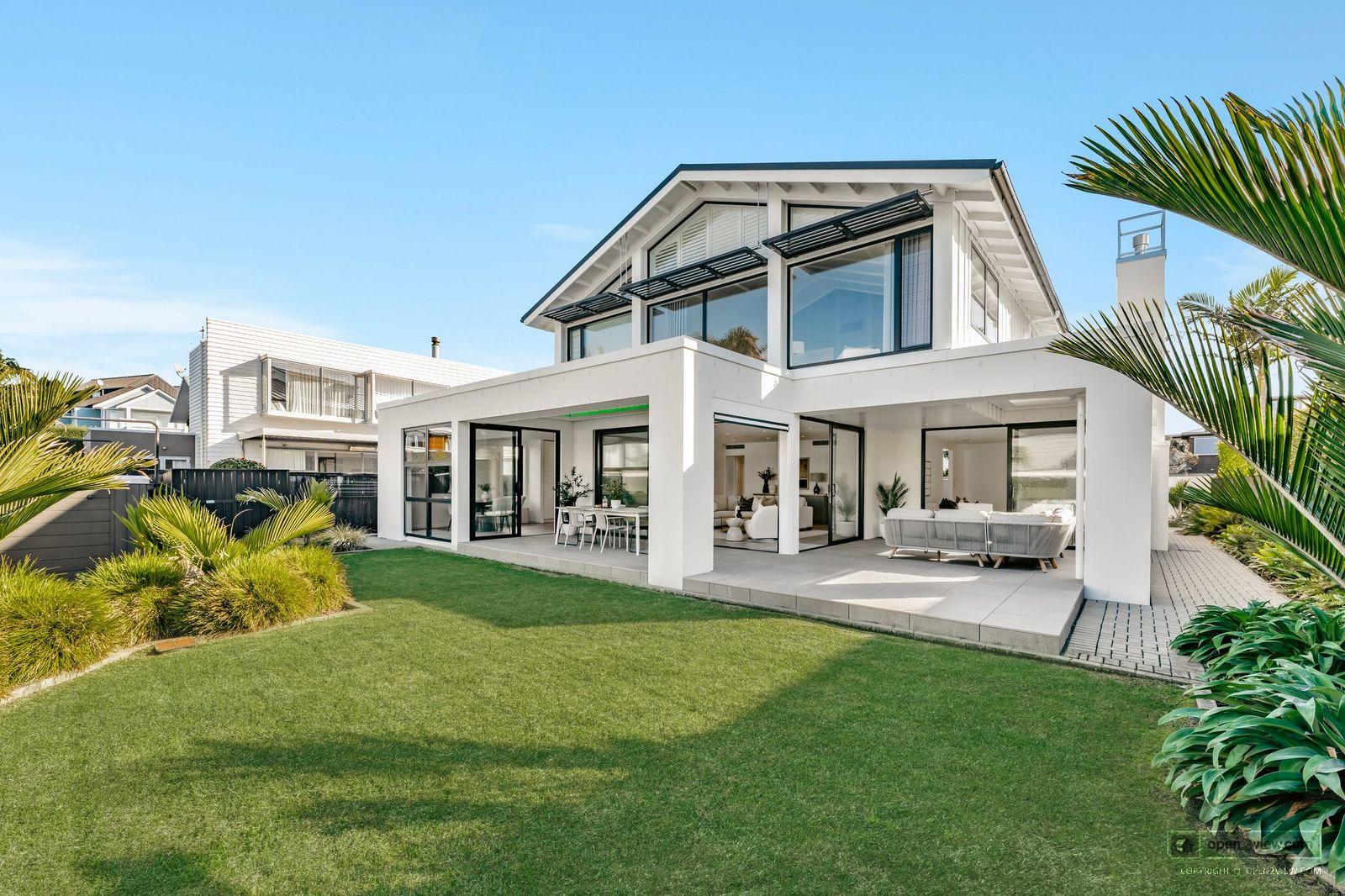 Slider image of 23 Muritai Road, Auckland