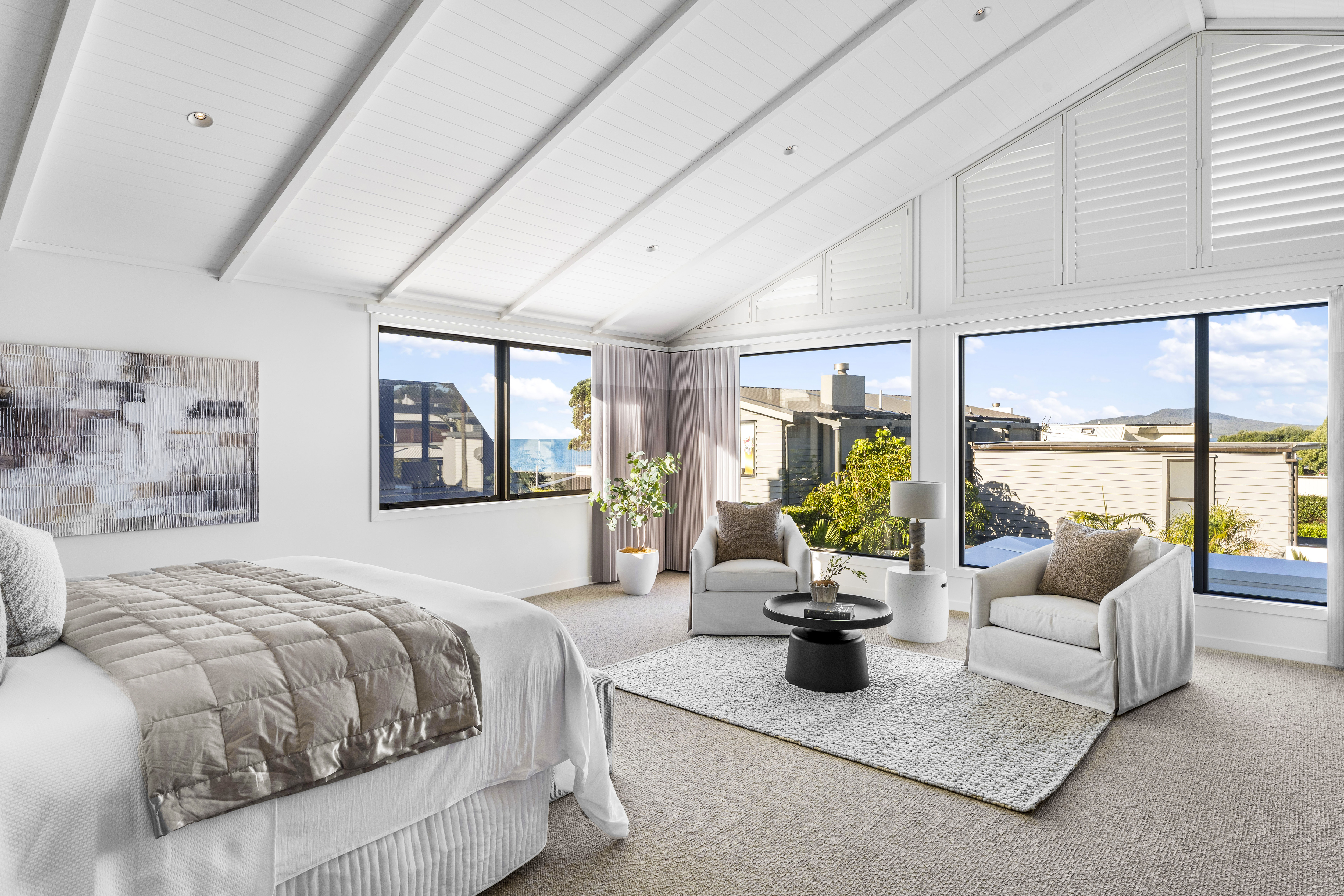 Slider image of 23 Muritai Road, Auckland
