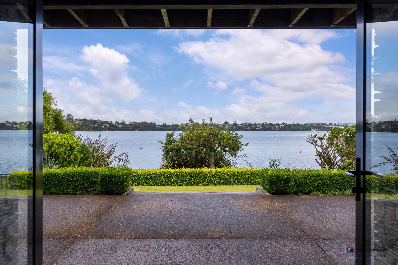 Slider image of 8 Eric Price Avenue, Auckland