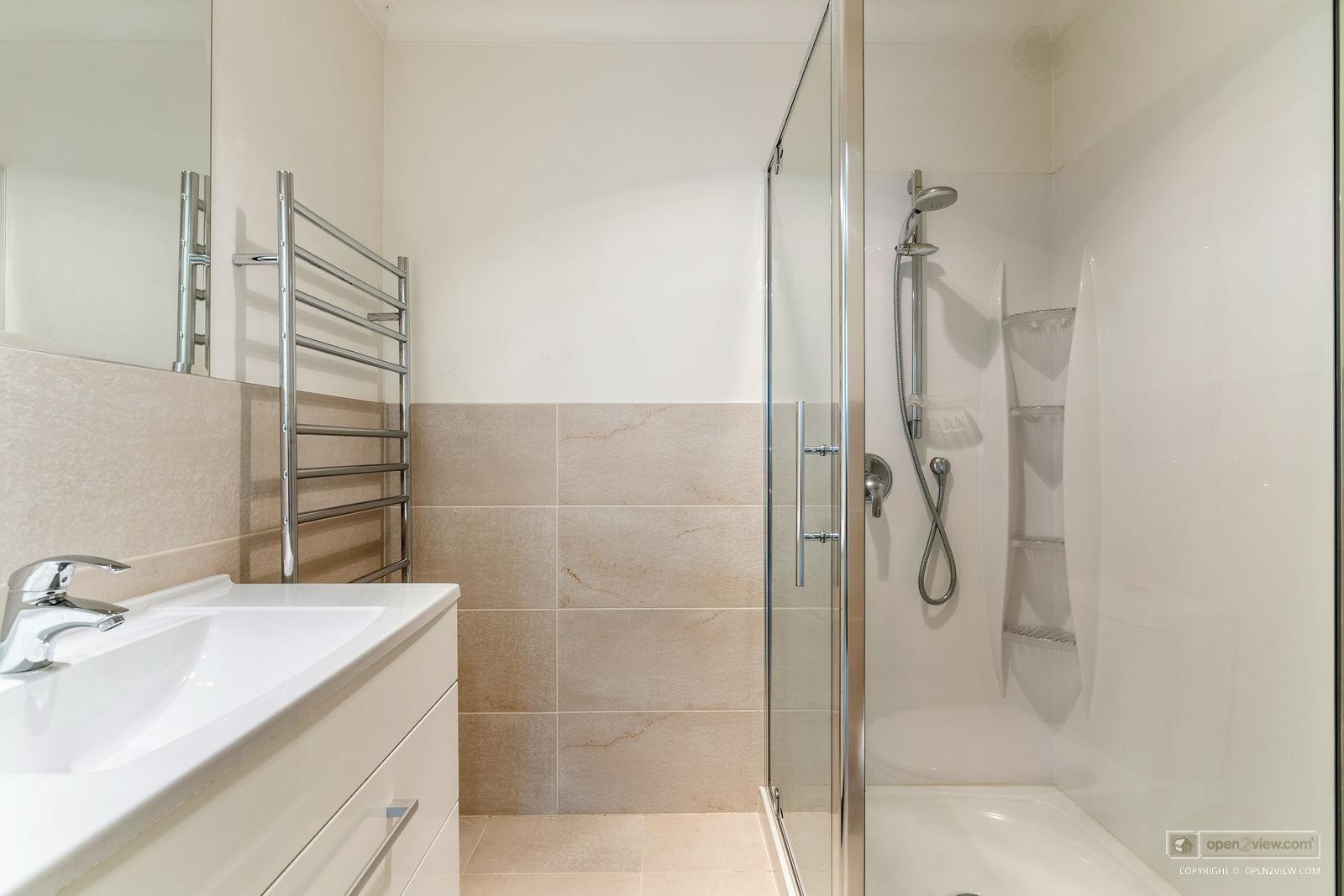 Slider image of 8 Eric Price Avenue, Auckland
