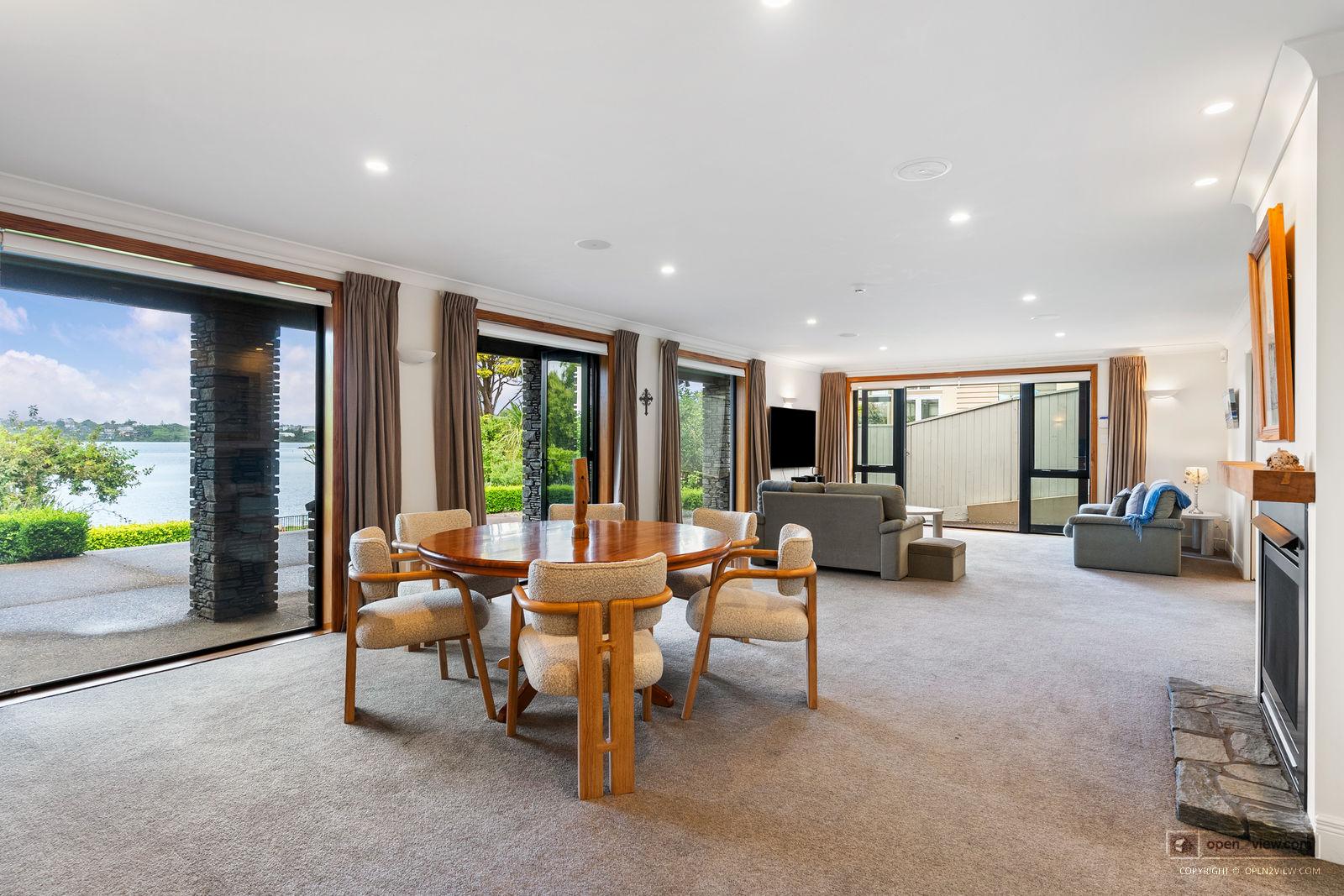 Slider image of 8 Eric Price Avenue, Auckland