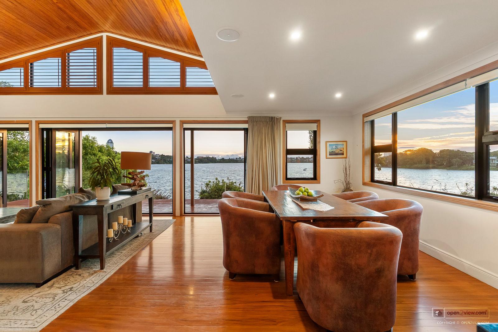Slider image of 8 Eric Price Avenue, Auckland