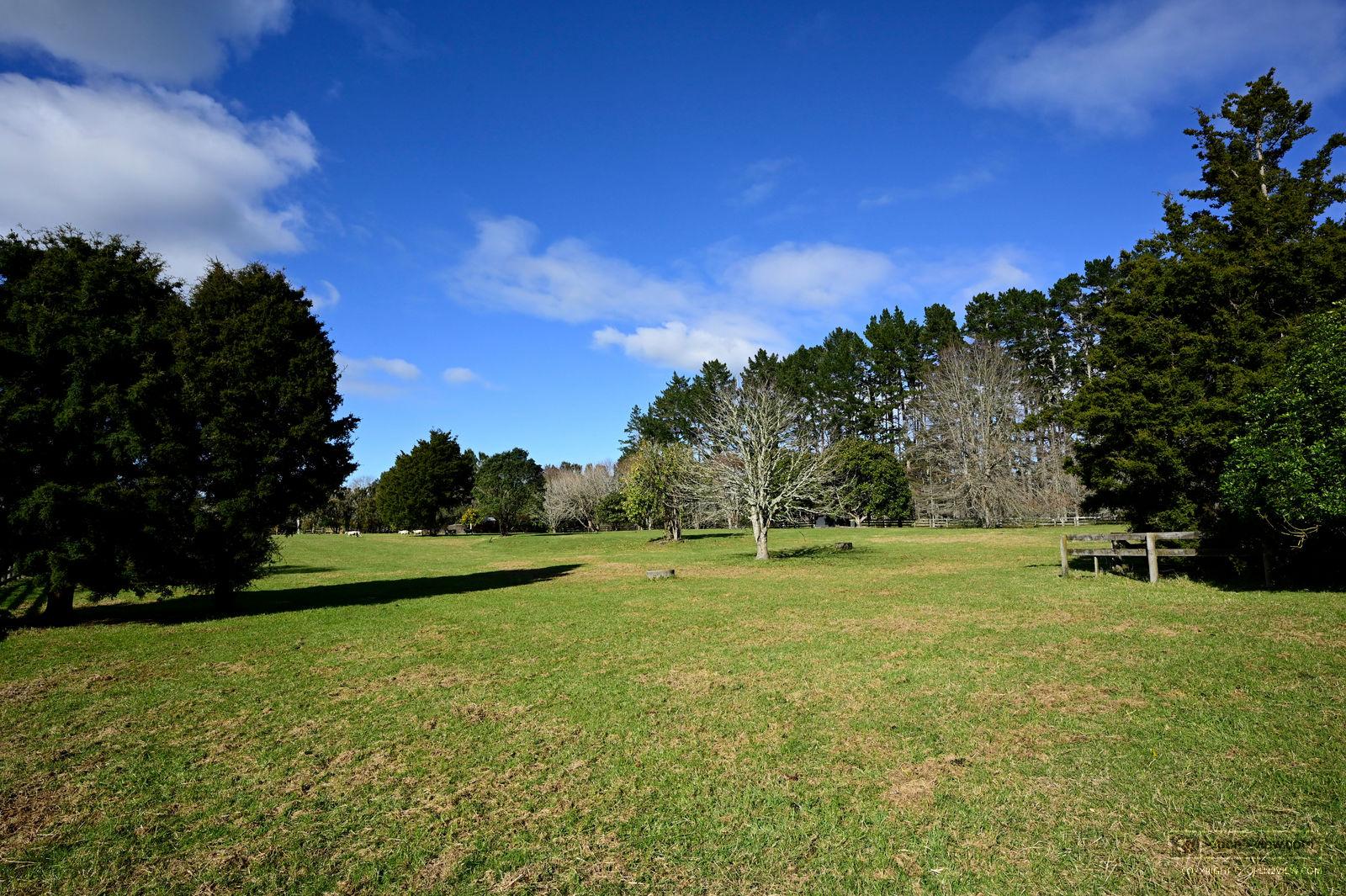Slider image of 69 & 69A Croft Lane, Auckland