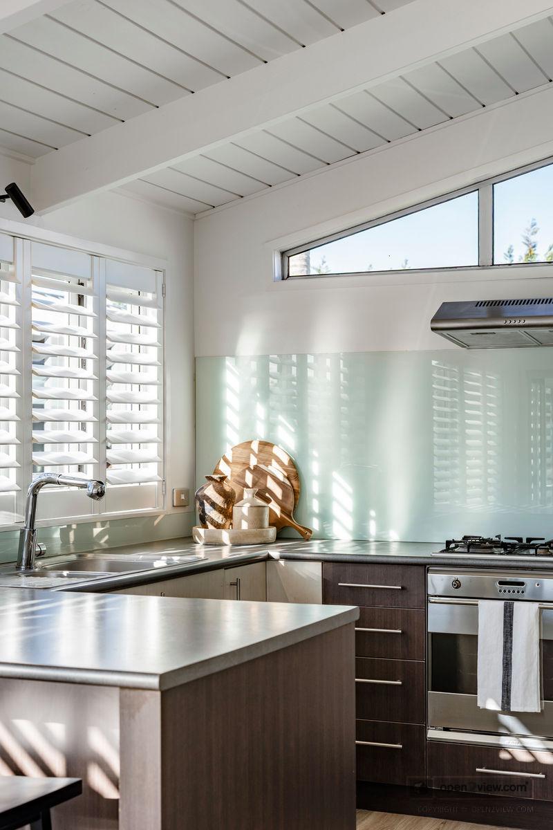 Slider image of 11A Cecil Road, Auckland