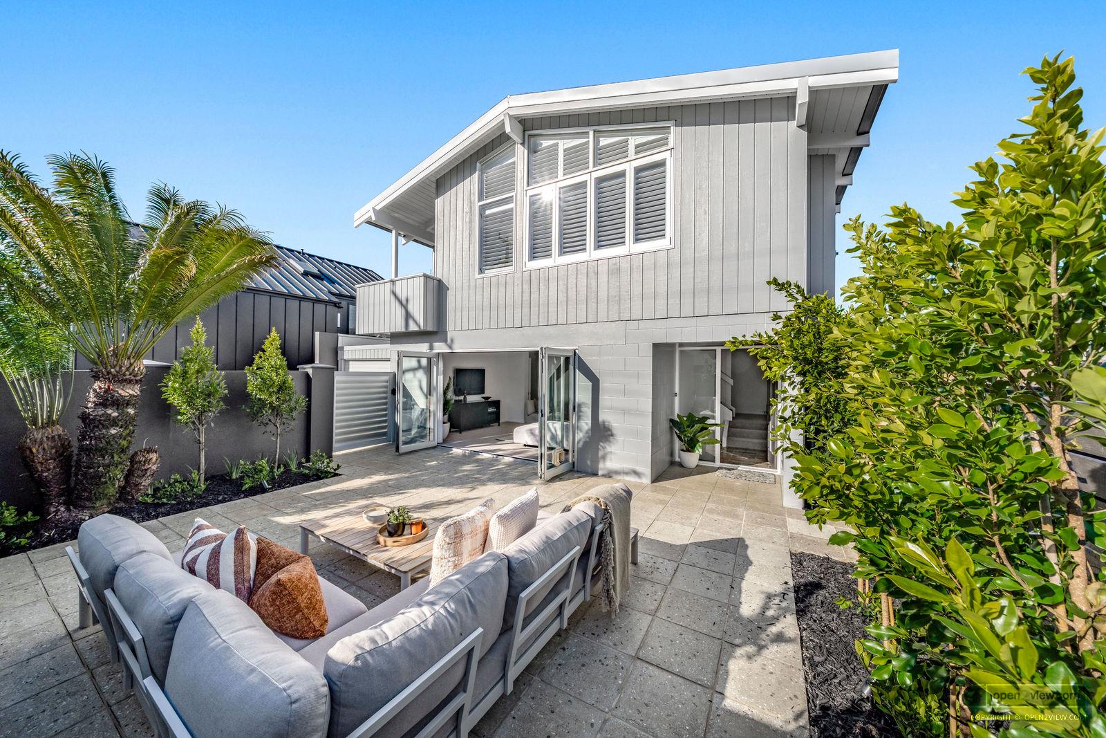Slider image of 11A Cecil Road, Auckland