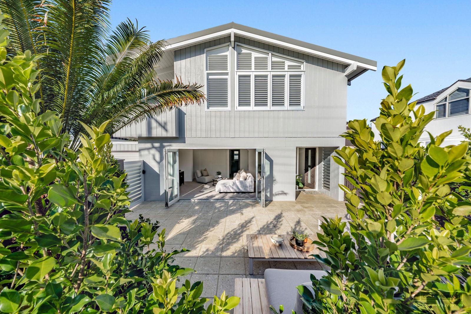 Slider image of 11A Cecil Road, Auckland