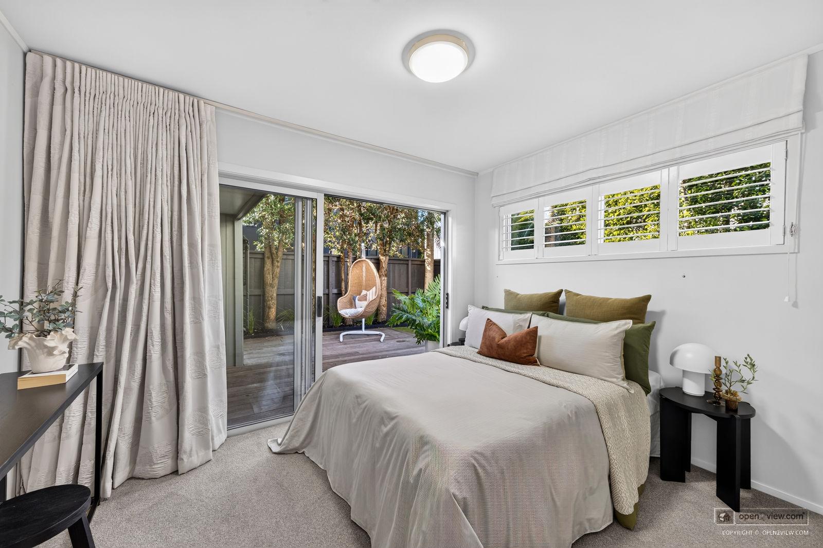 Slider image of 11A Cecil Road, Auckland