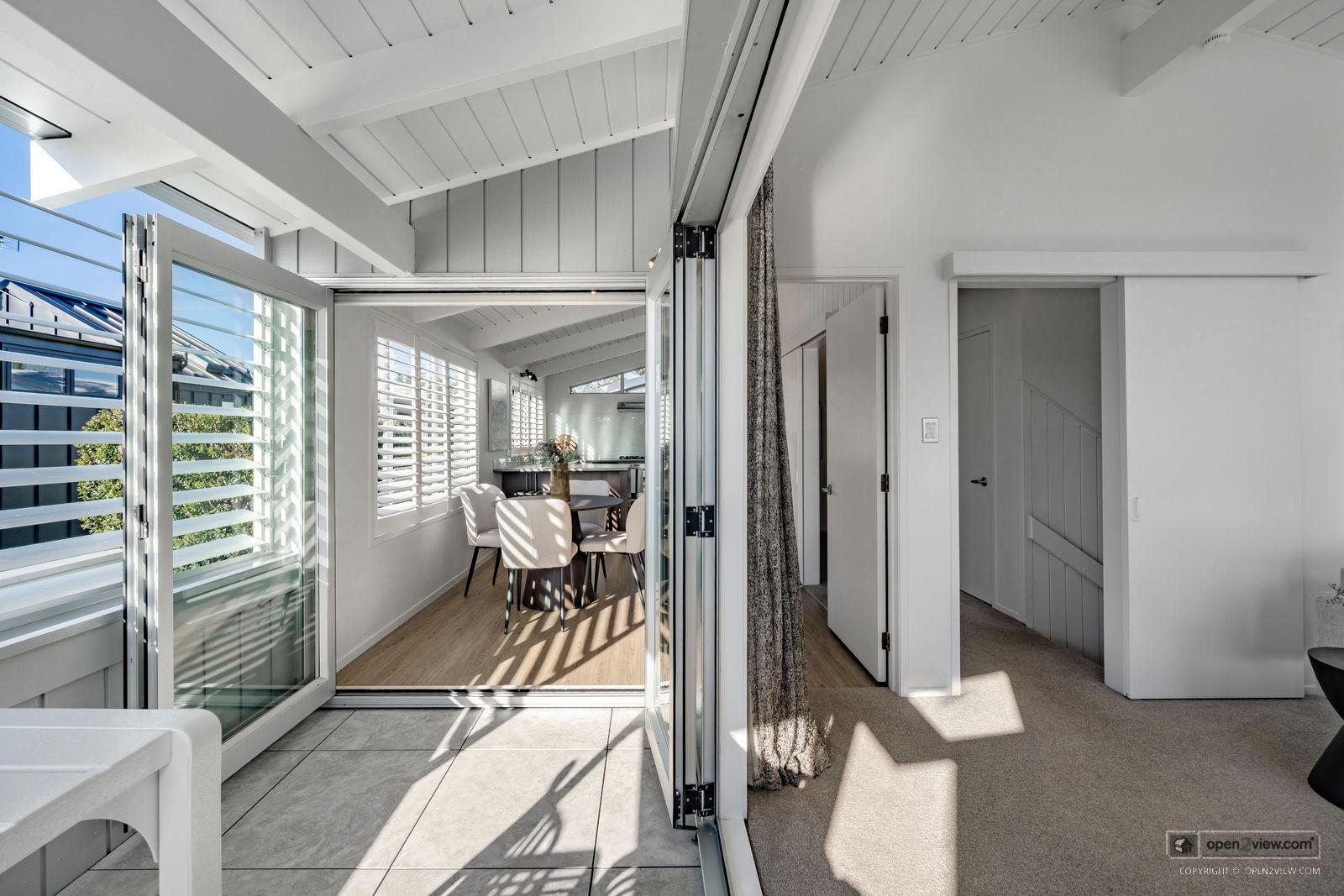 Slider image of 11A Cecil Road, Auckland