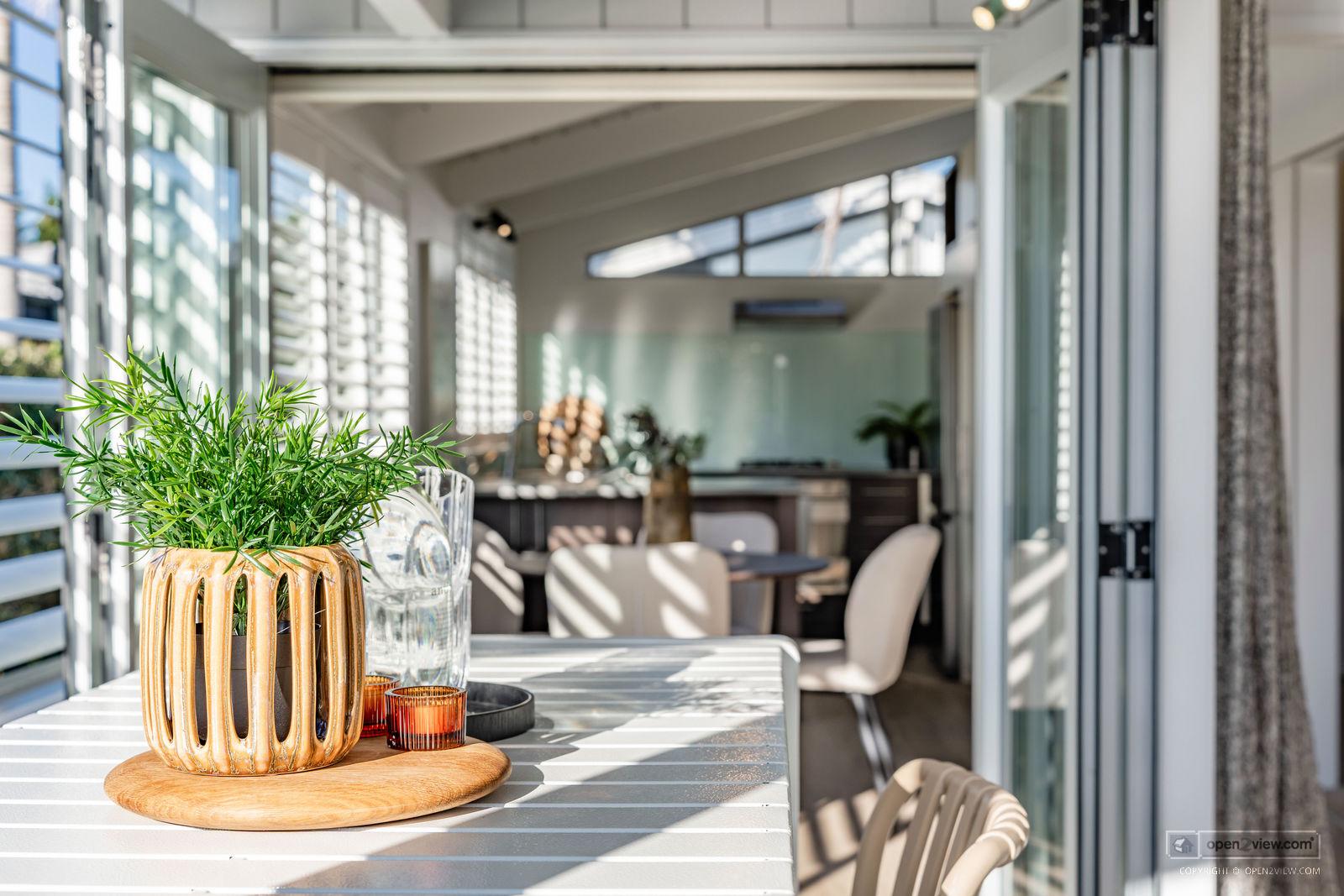 Slider image of 11A Cecil Road, Auckland
