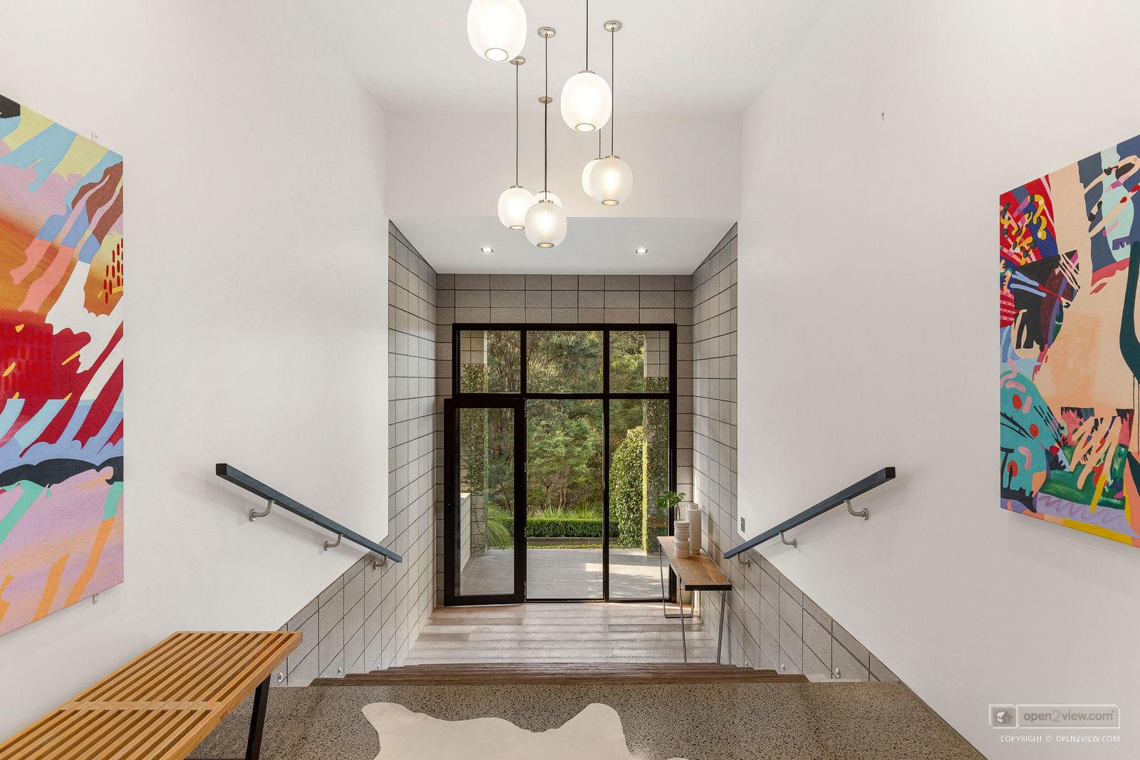 Slider image of 28 Taylor Road, Auckland