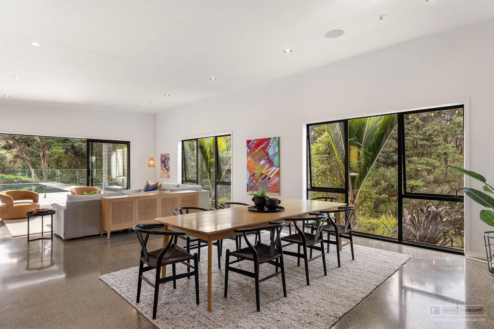 Slider image of 28 Taylor Road, Auckland