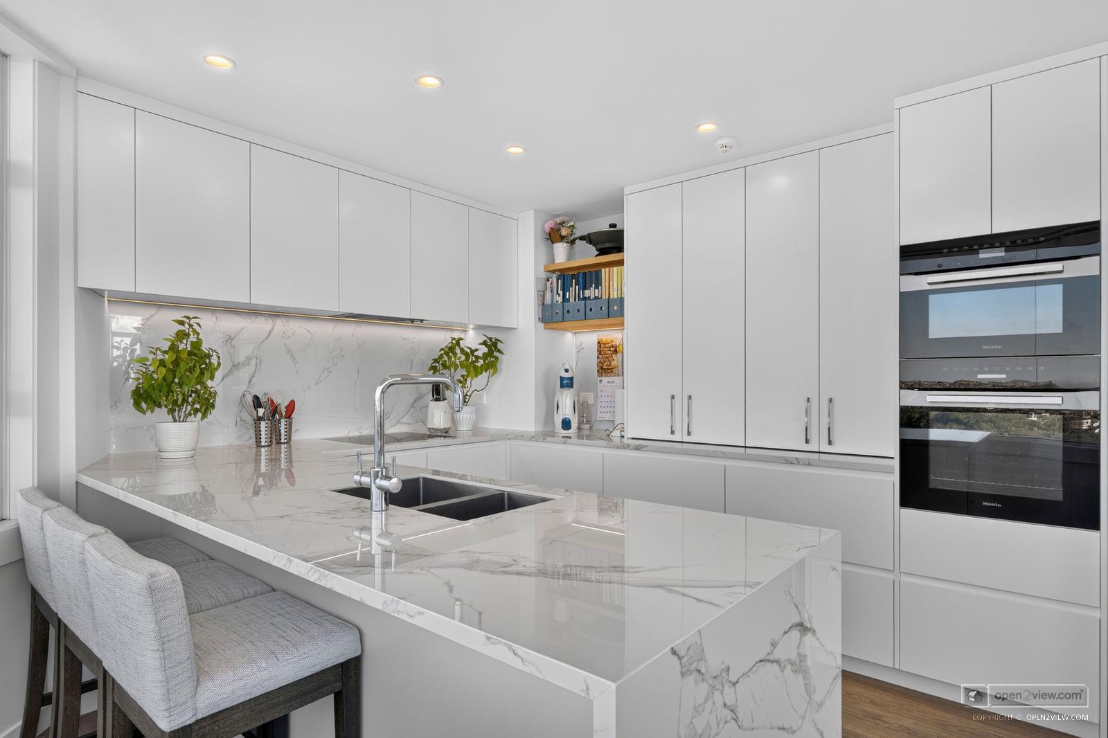 Slider image of 10/90 Kitchener Road, Auckland
