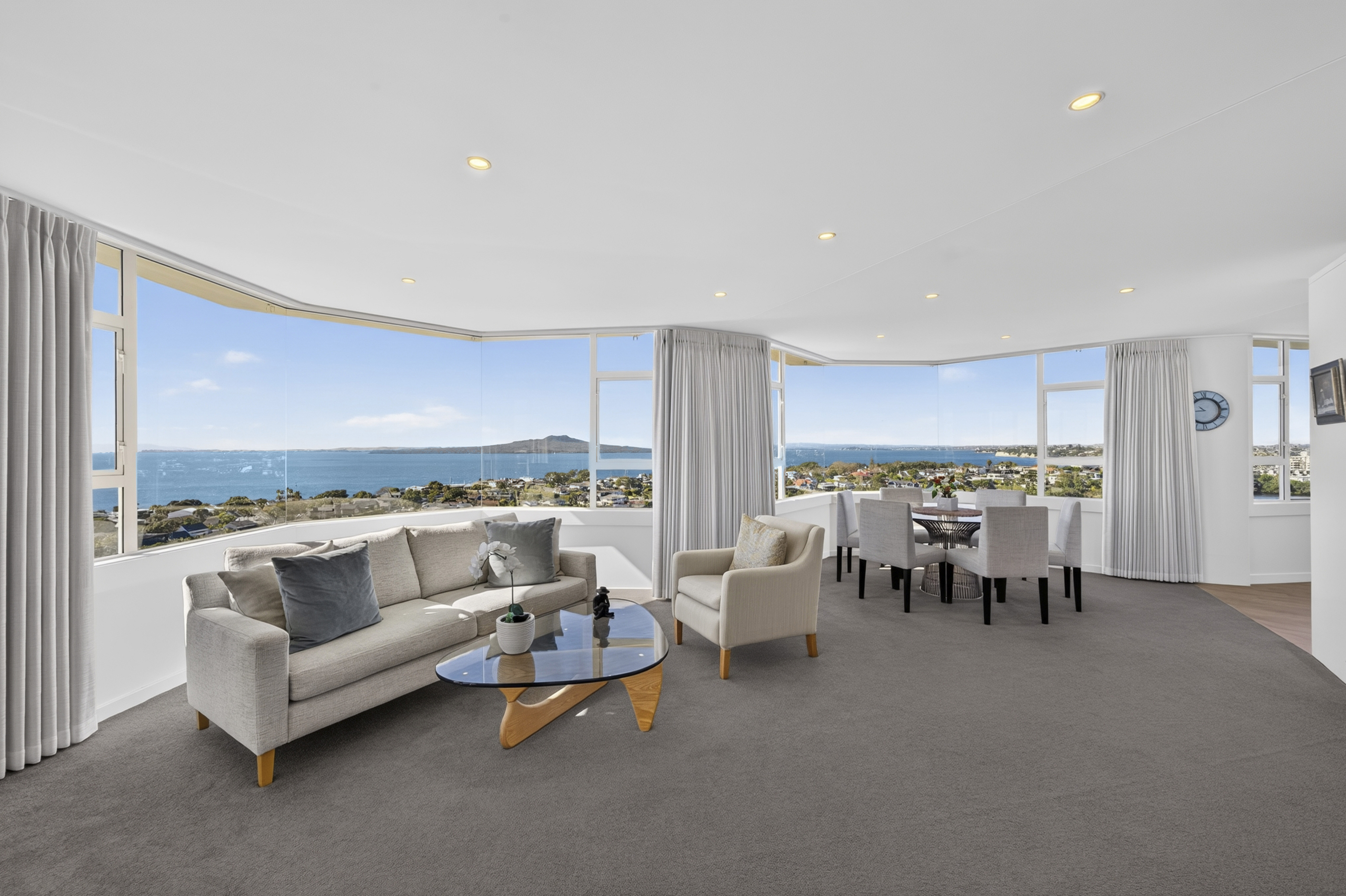 Slider image of 10/90 Kitchener Road, Auckland