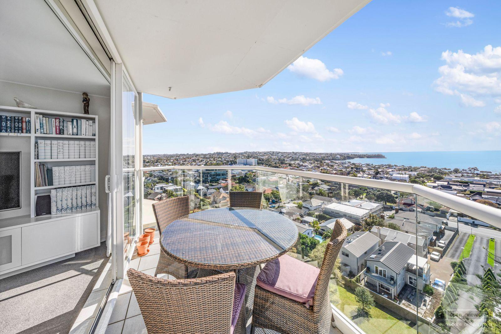 Slider image of 10/90 Kitchener Road, Auckland