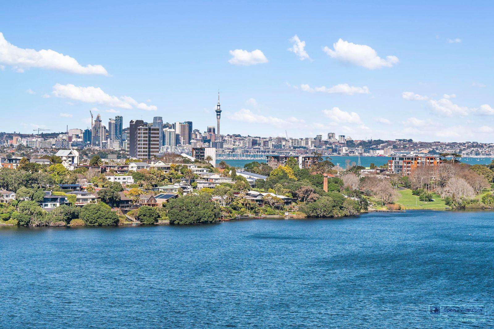 Slider image of 10/90 Kitchener Road, Auckland