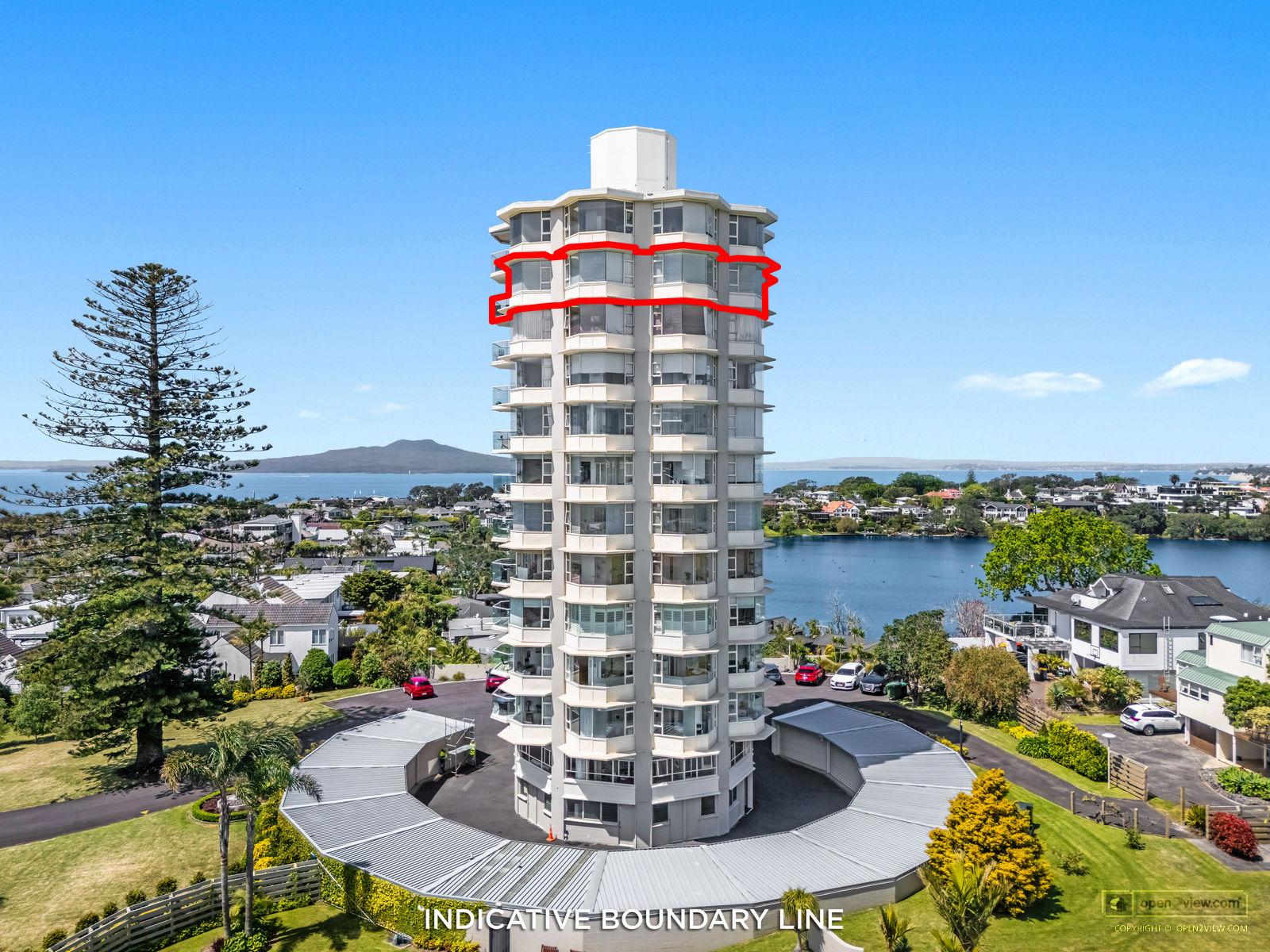 Slider image of 10/90 Kitchener Road, Auckland