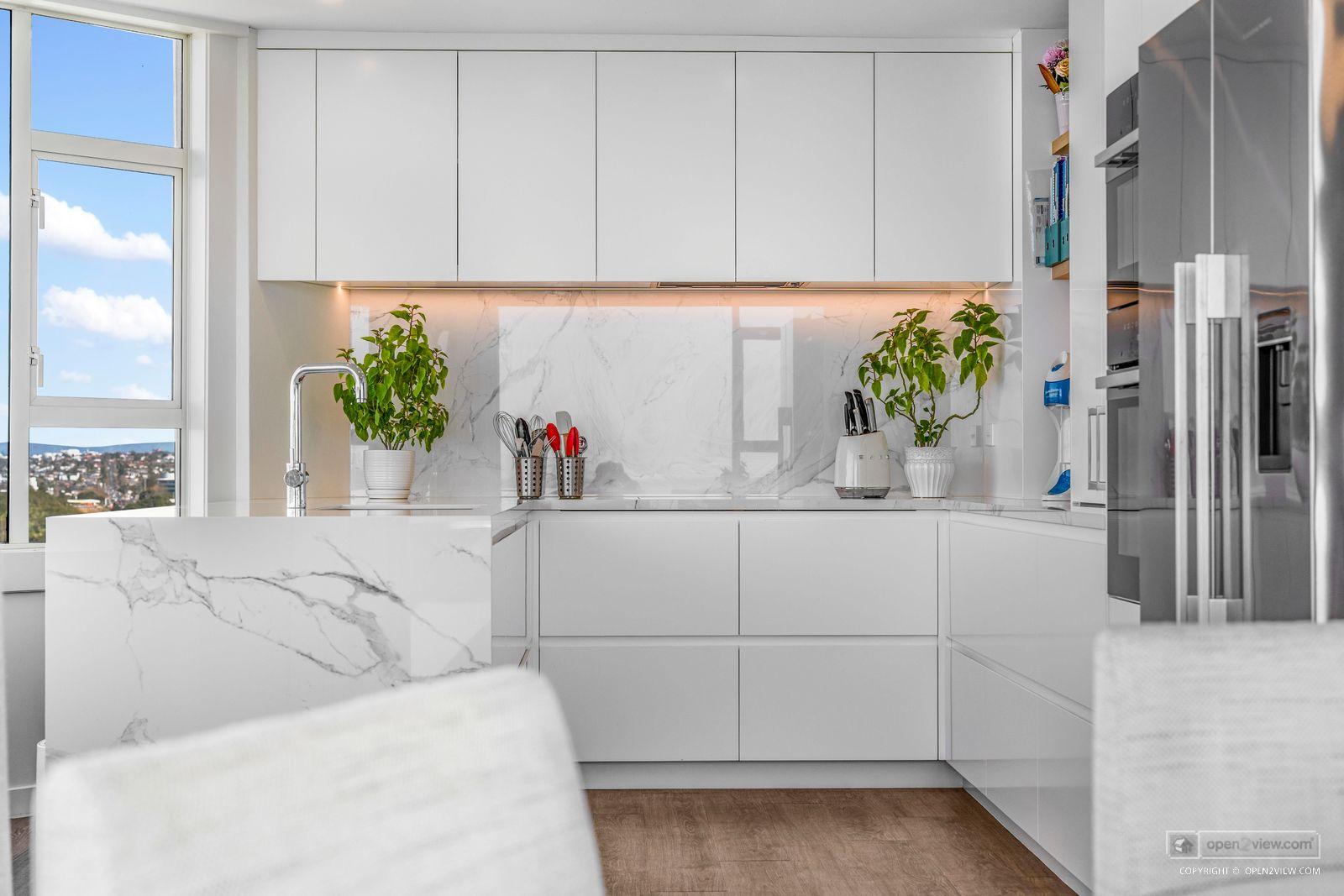 Slider image of 10/90 Kitchener Road, Auckland