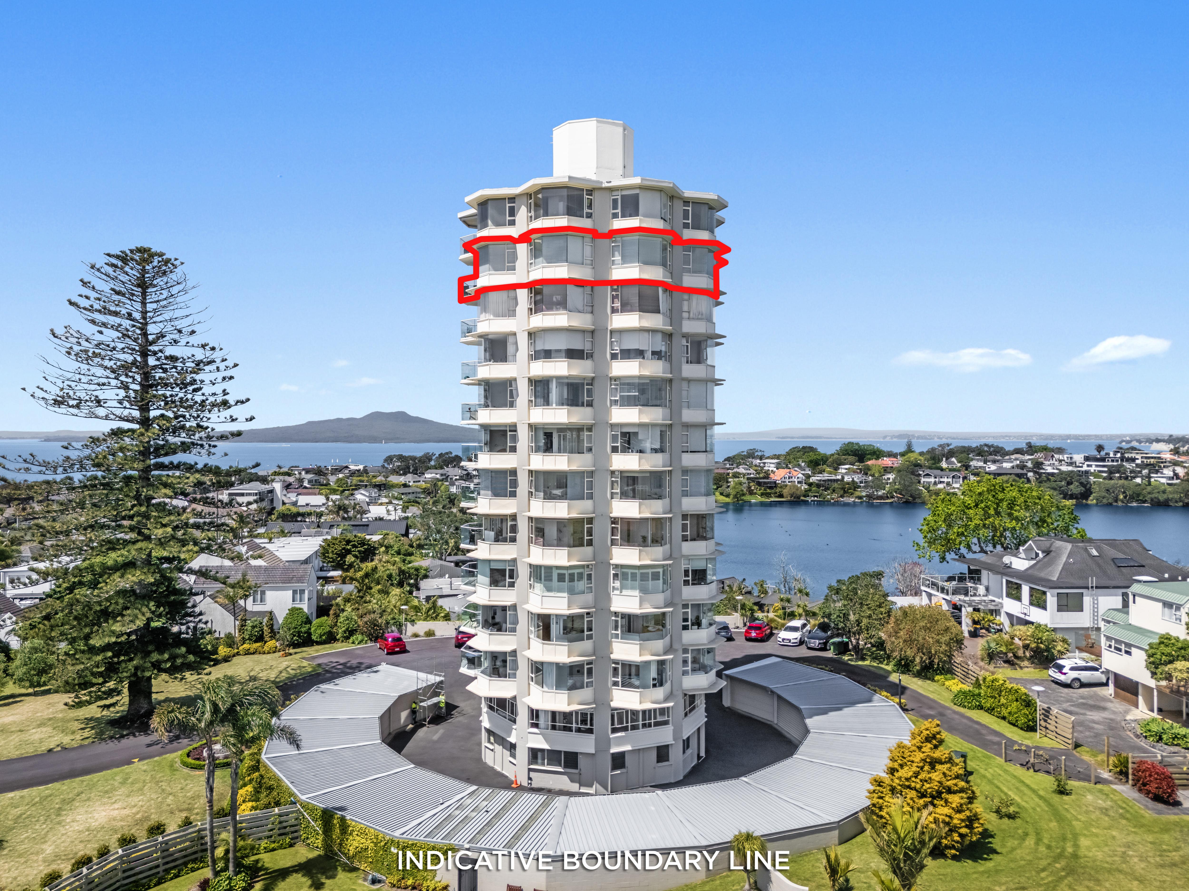 Slider image of 10/90 Kitchener Road, Auckland