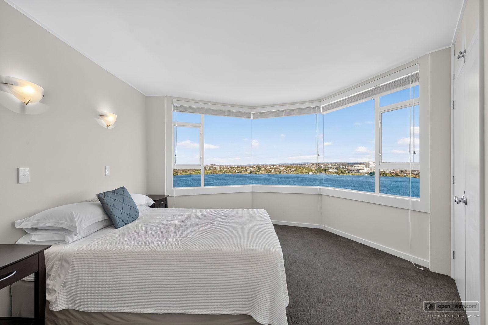 Slider image of 10/90 Kitchener Road, Auckland