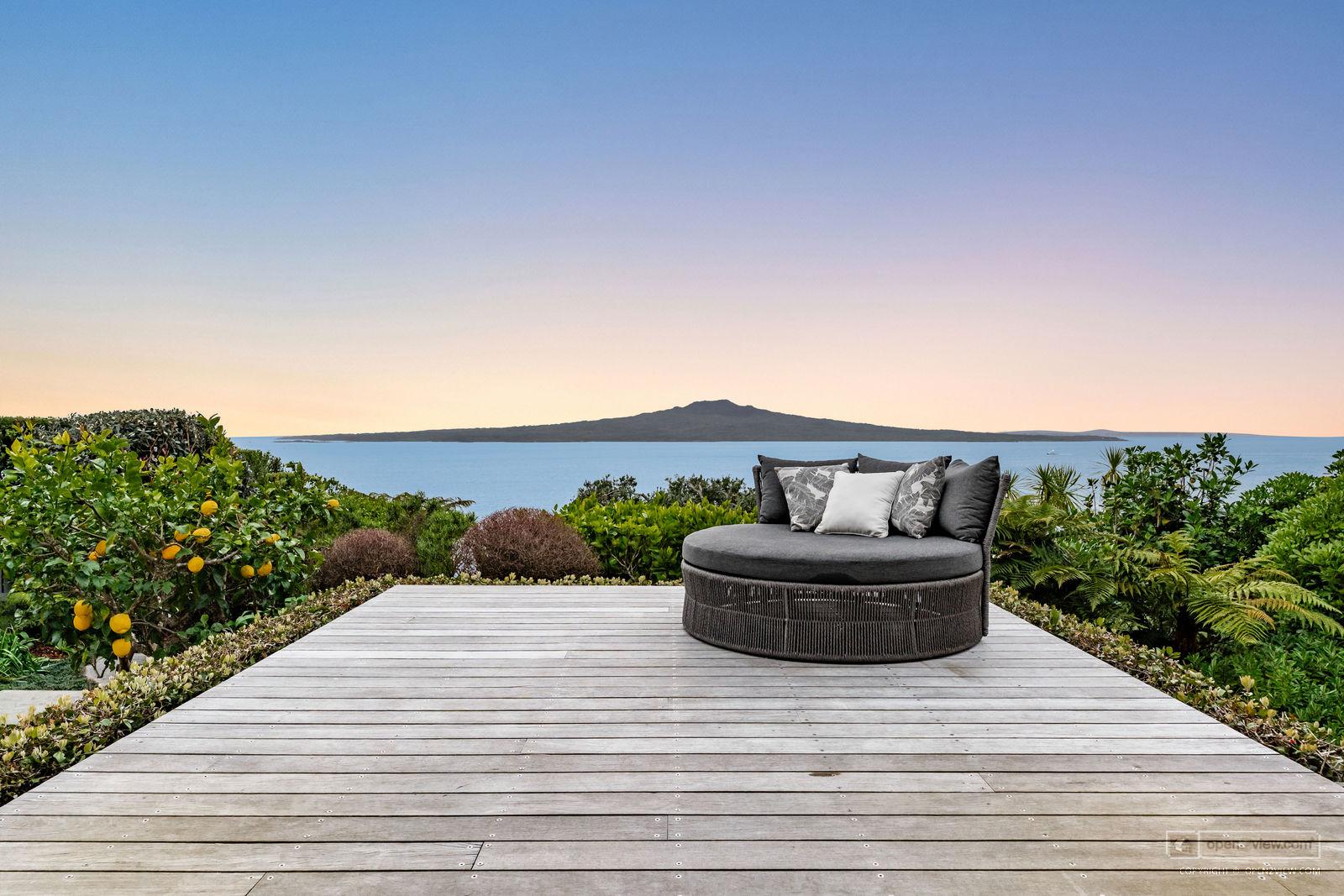 Slider image of 58 Seacliffe Avenue, Auckland