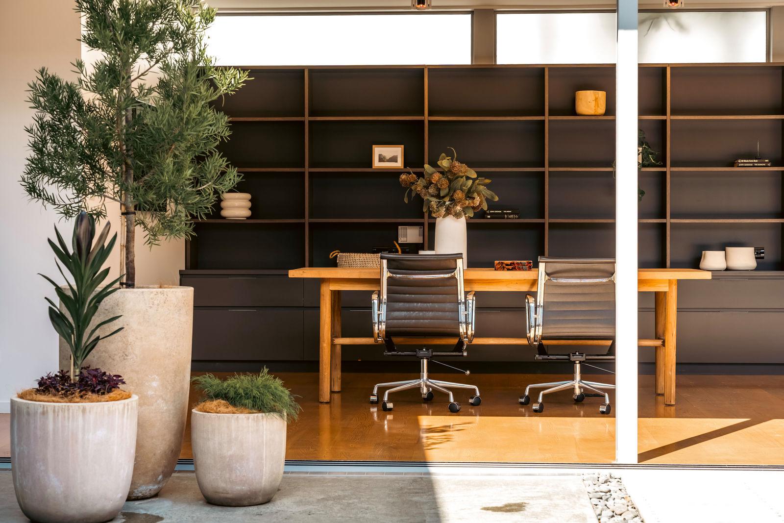 Slider image of 58 Seacliffe Avenue, Auckland