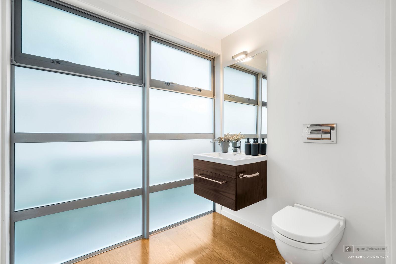 Slider image of 58 Seacliffe Avenue, Auckland