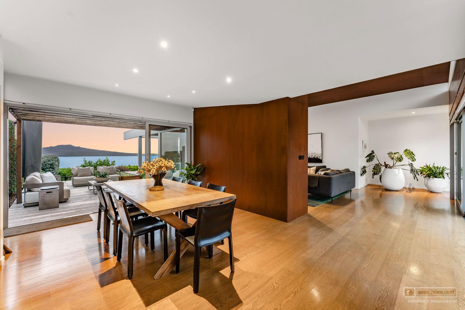 Slider image of 58 Seacliffe Avenue, Auckland
