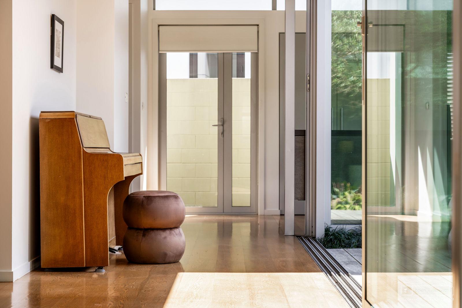 Slider image of 58 Seacliffe Avenue, Auckland
