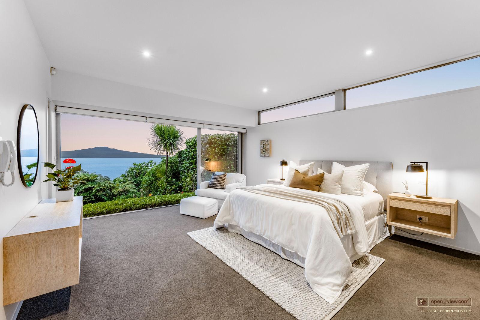 Slider image of 58 Seacliffe Avenue, Auckland