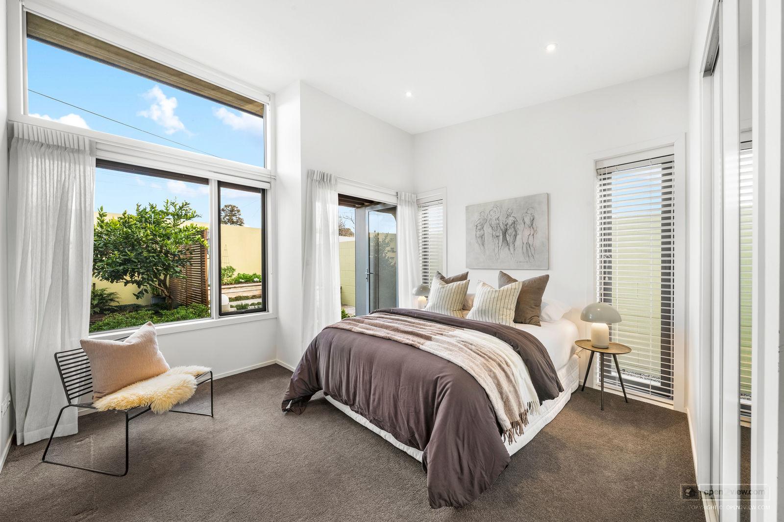 Slider image of 58 Seacliffe Avenue, Auckland