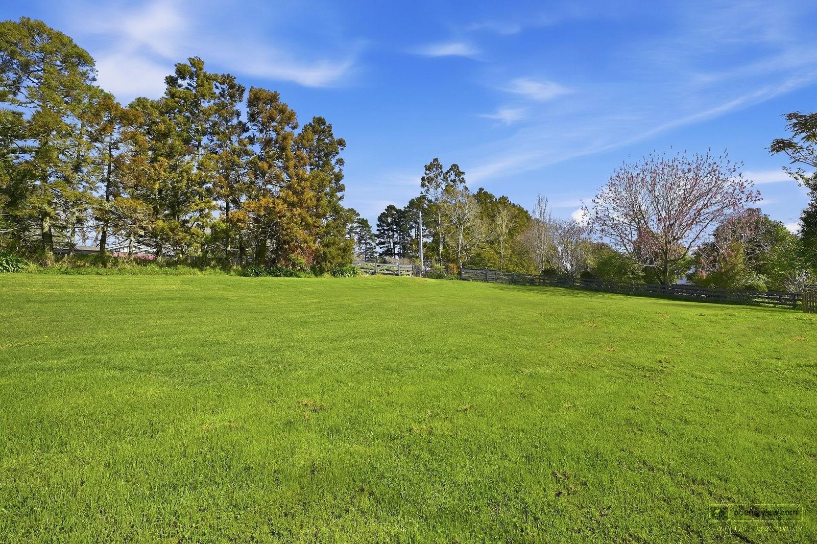 Slider image of 216 Coatesville-riverhead Highway, Auckland
