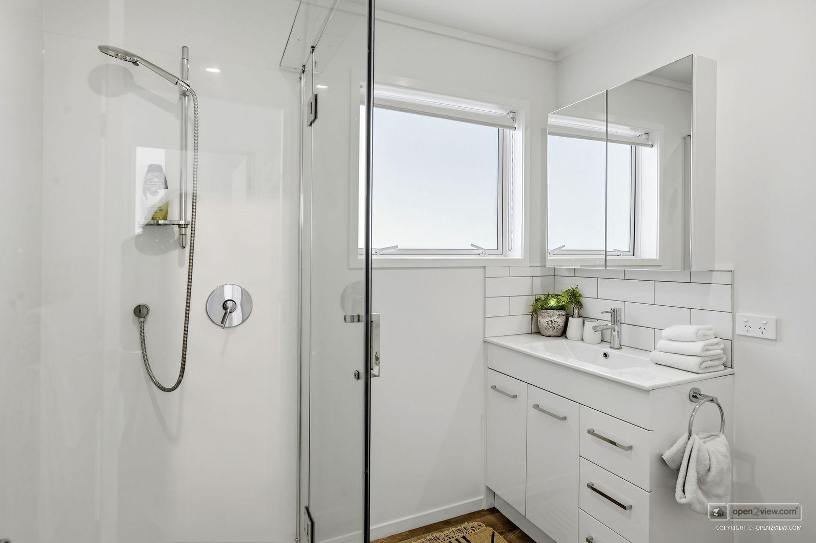 Slider image of 216 Coatesville-riverhead Highway, Auckland