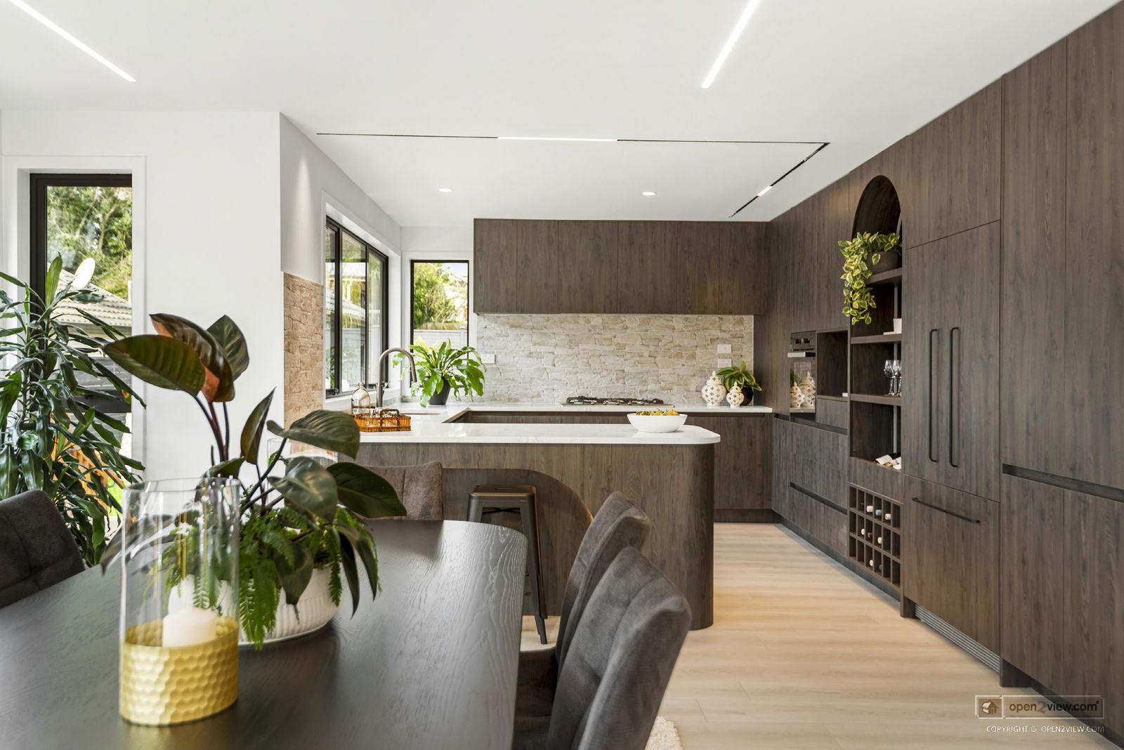 Slider image of 106 Landing Drive, Auckland