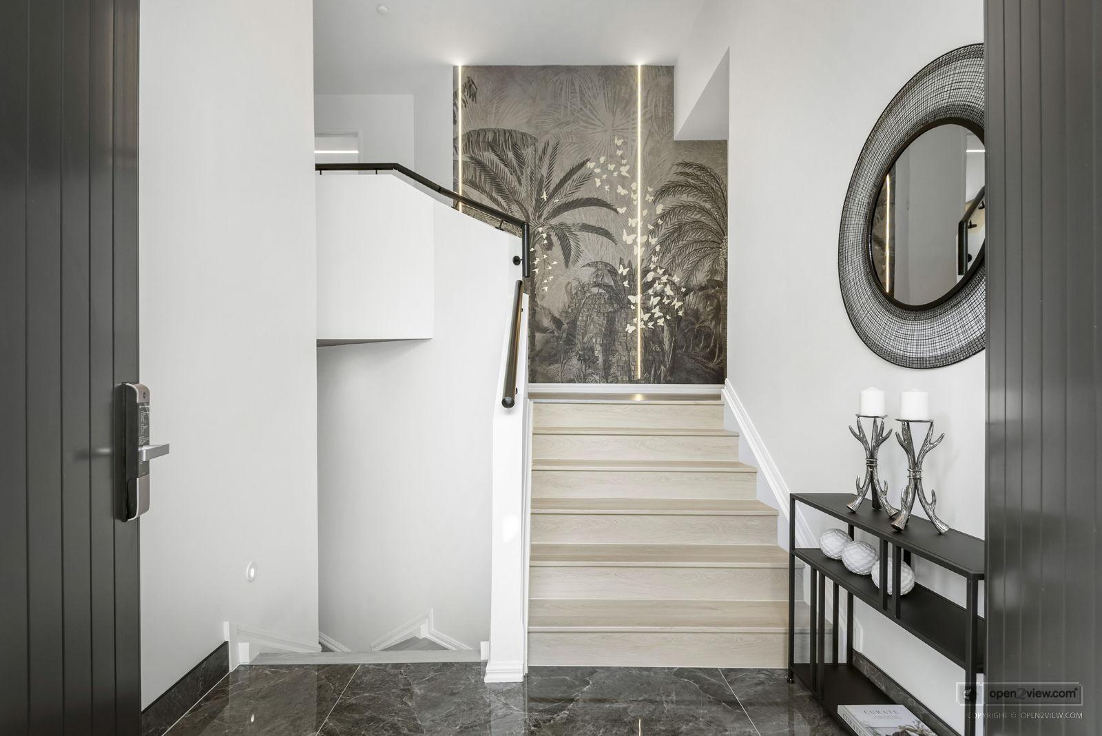 Slider image of 106 Landing Drive, Auckland