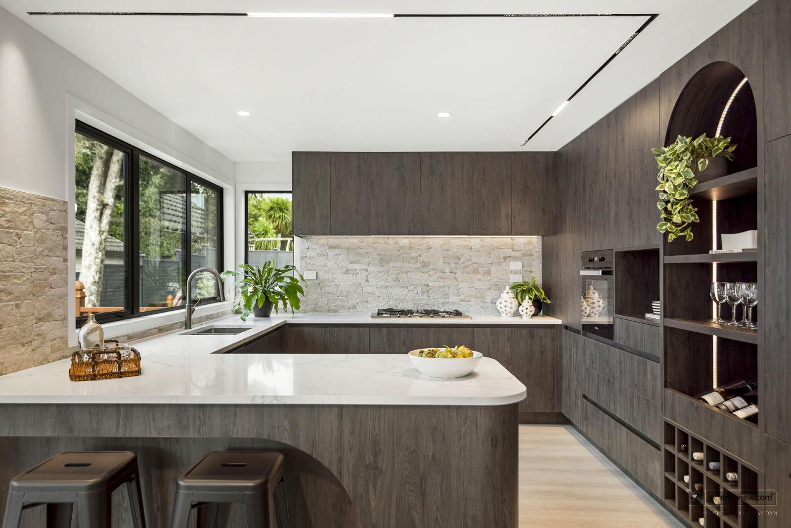 Slider image of 106 Landing Drive, Auckland