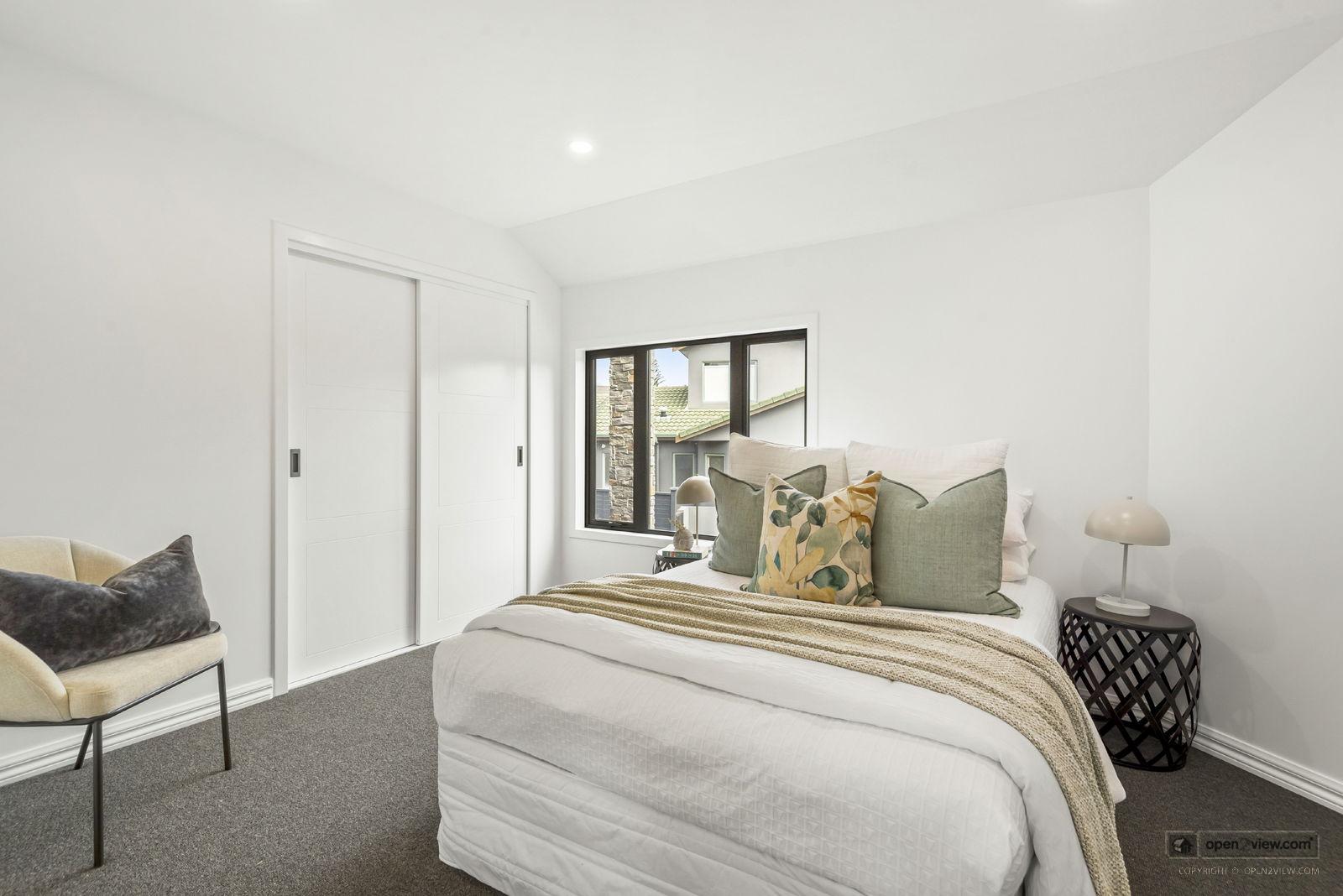 Slider image of 106 Landing Drive, Auckland
